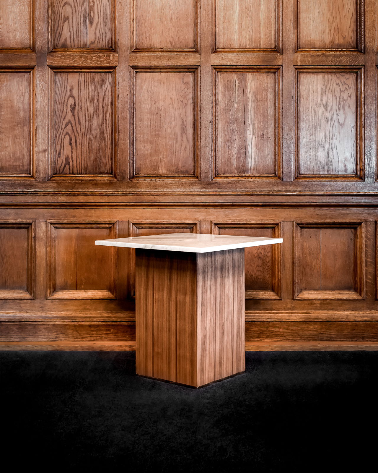 Delano sidobord kvadrat valnöt