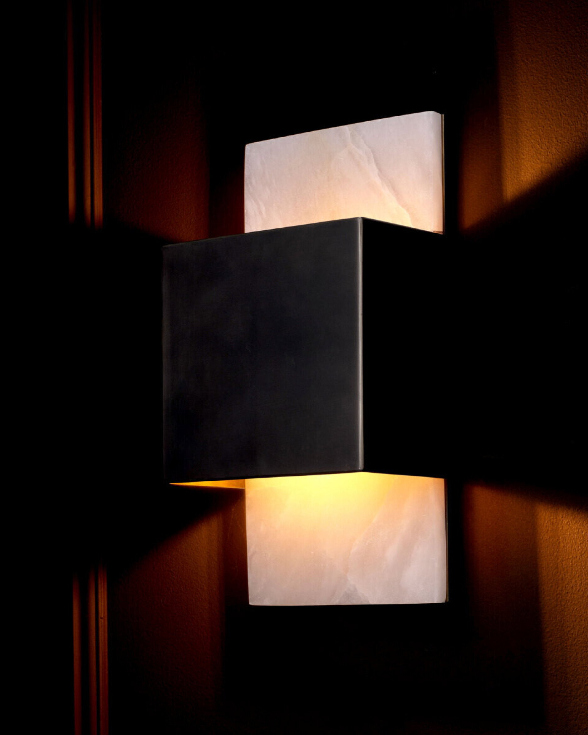 Mantova wandlamp zwart