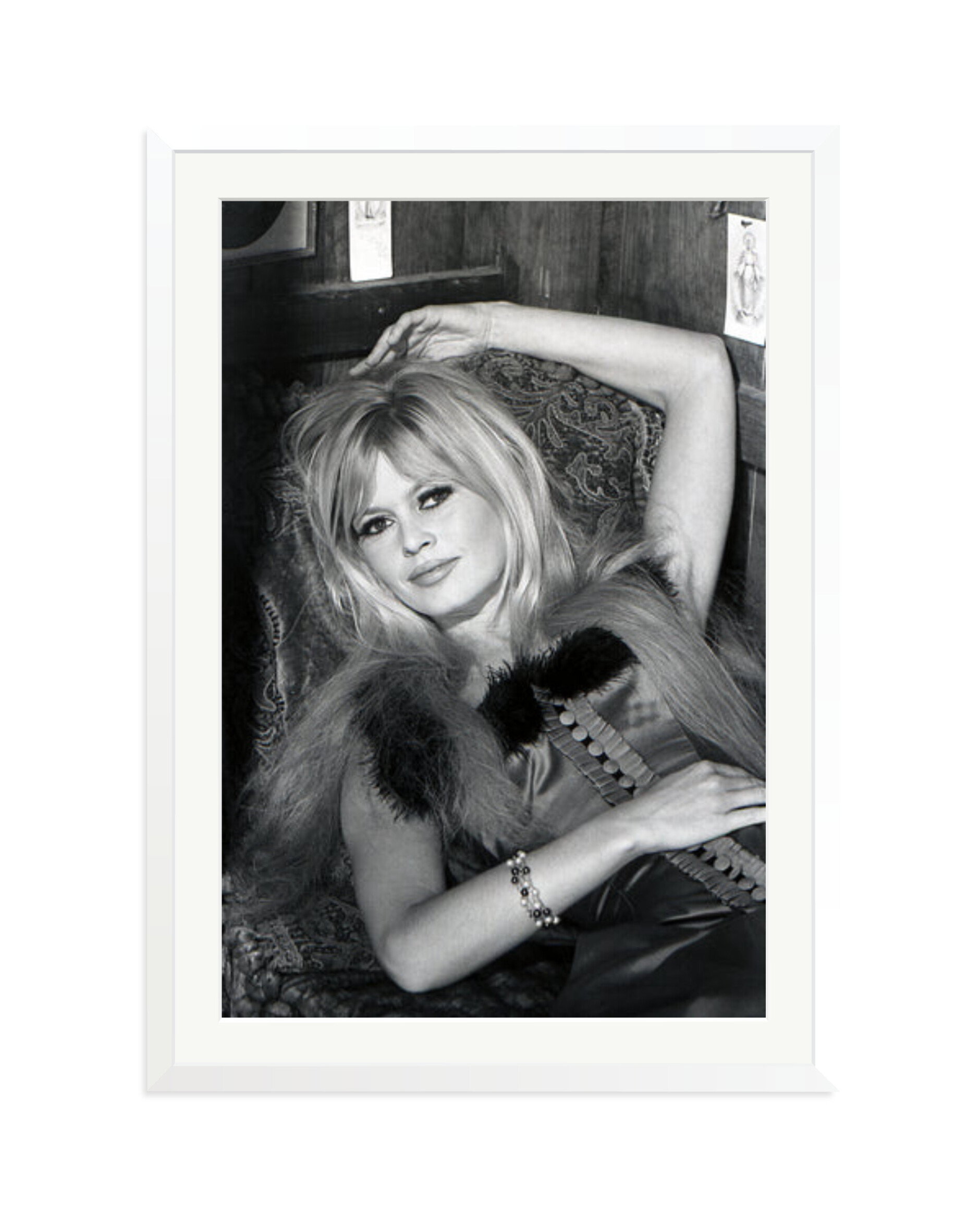 Bardot as Maria White / XXL