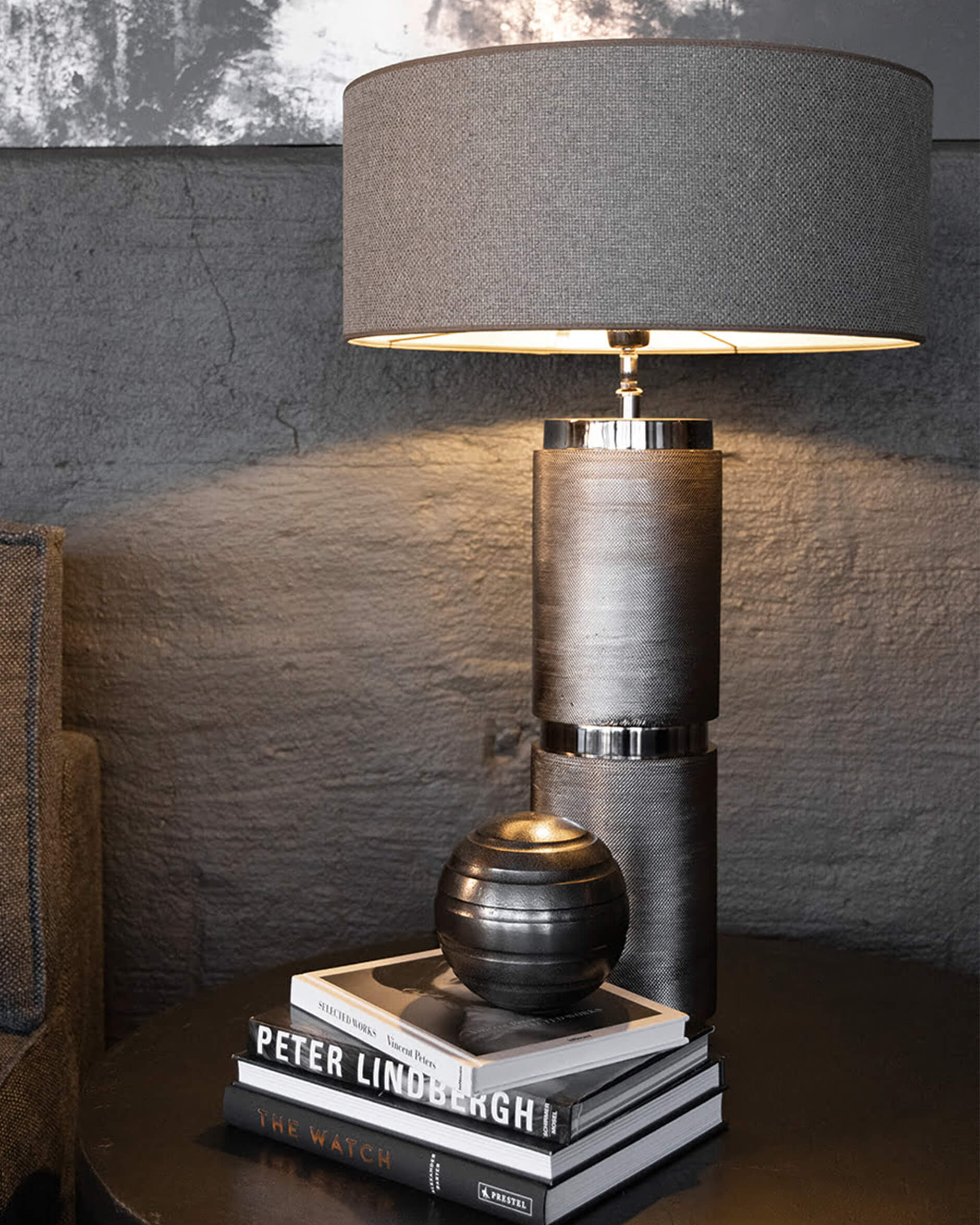 Armando tube bordslampa svart nickel