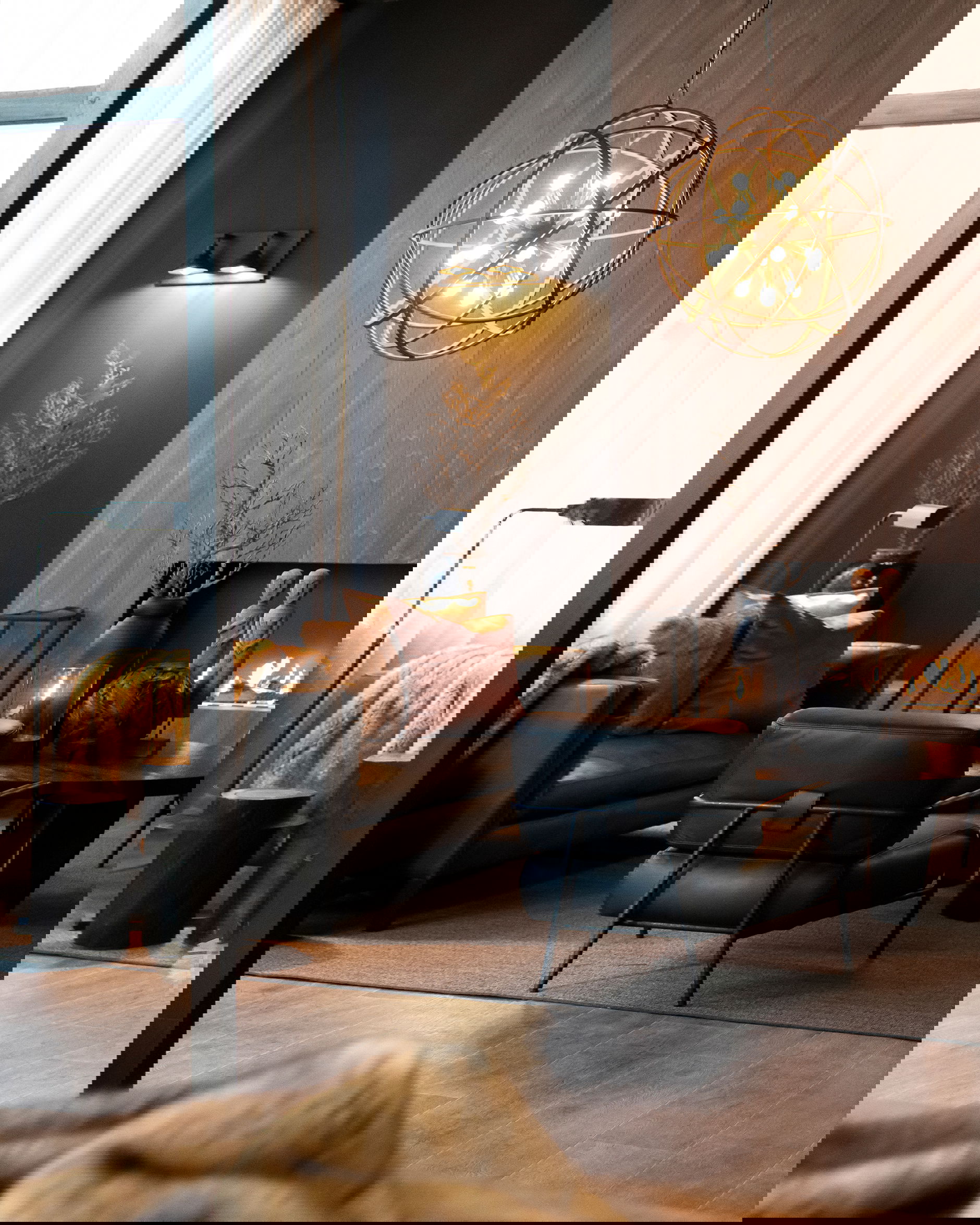 Sinclair fåtölj svart/taupe