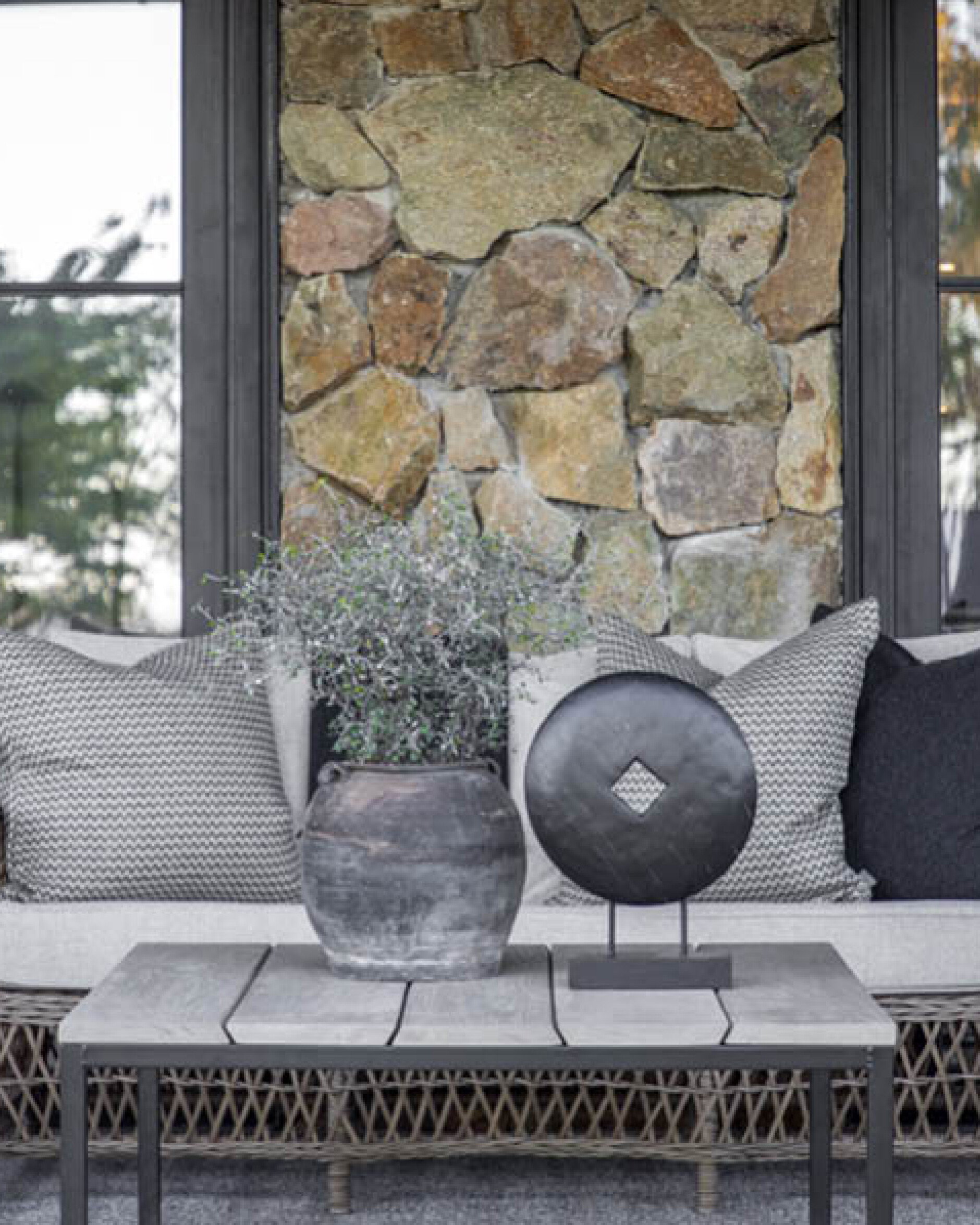 Troya Decoration Black