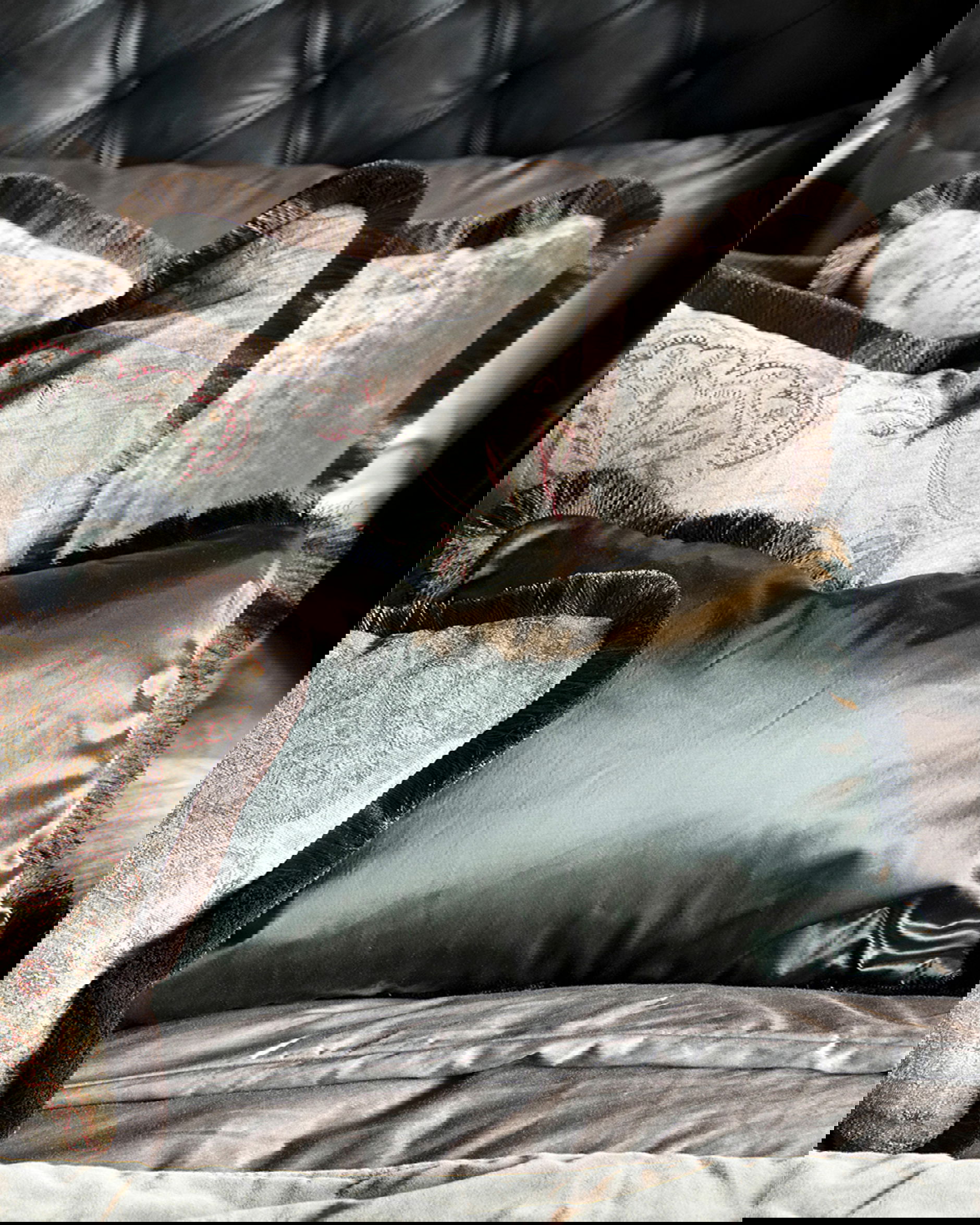 Dorsia cushion cover fringe green OUTLET