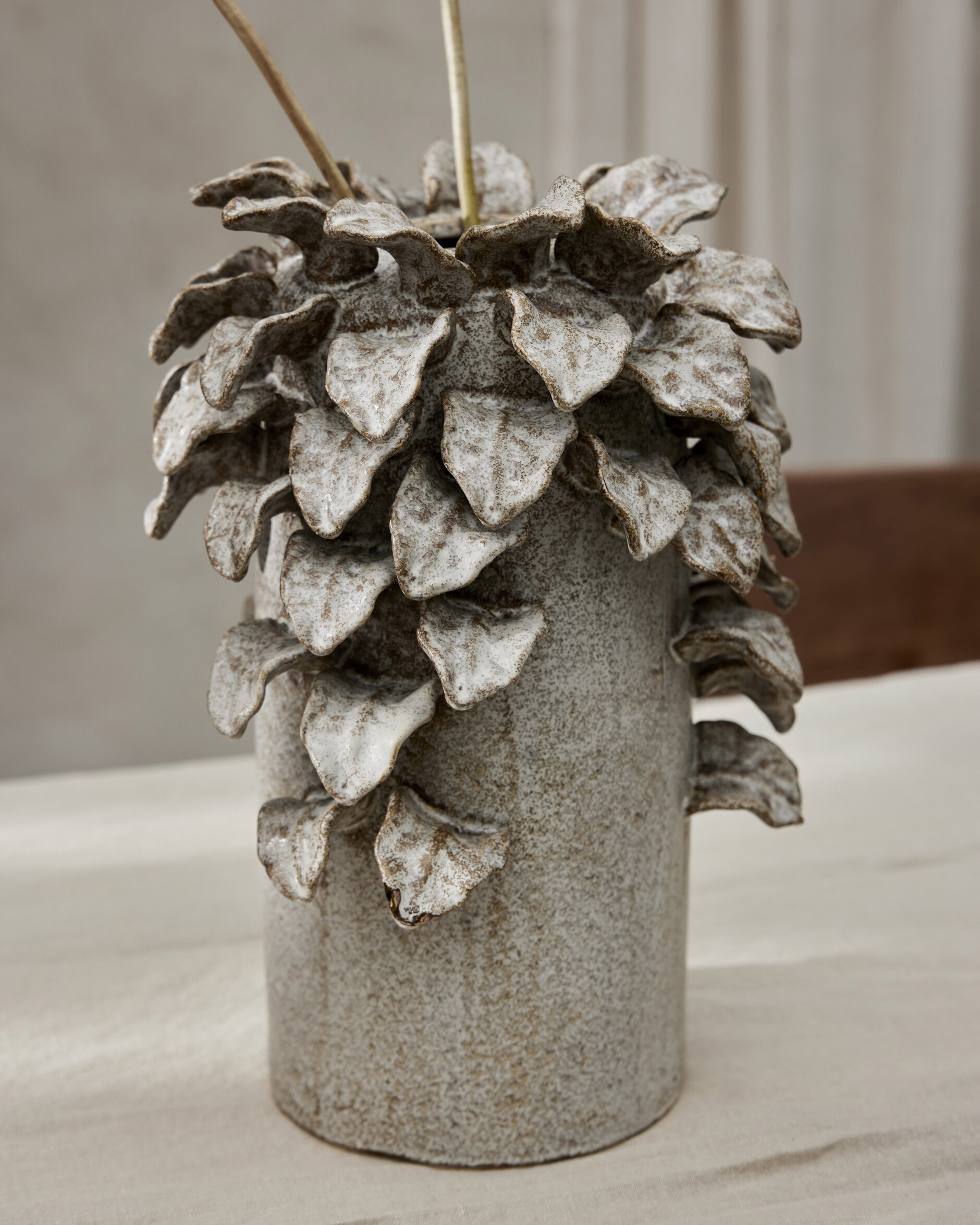 Damien vase med blade