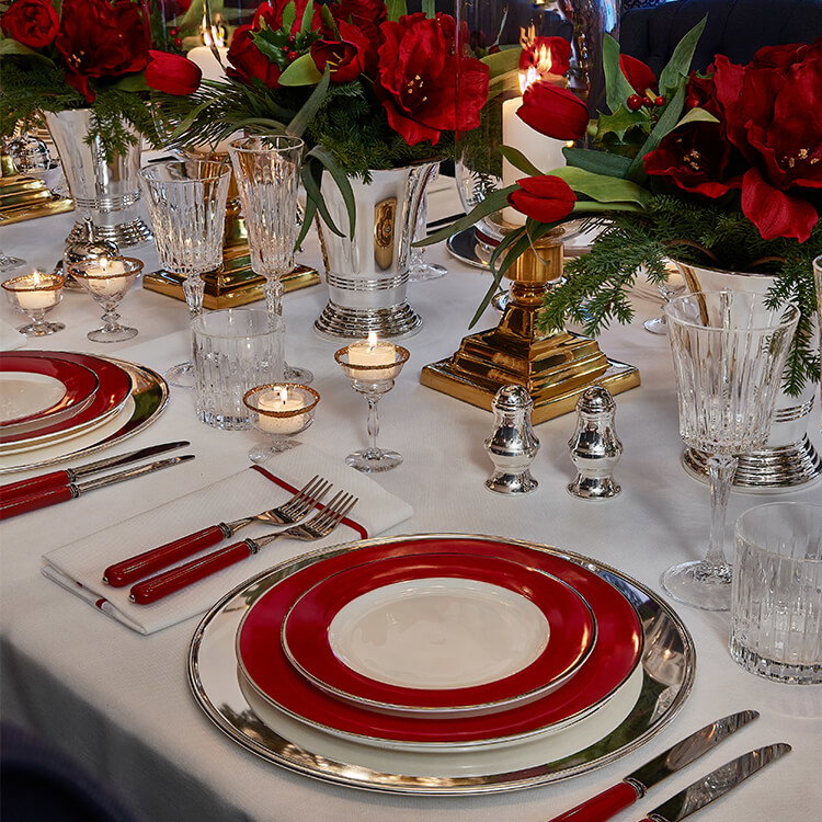 Christmas Table Setting