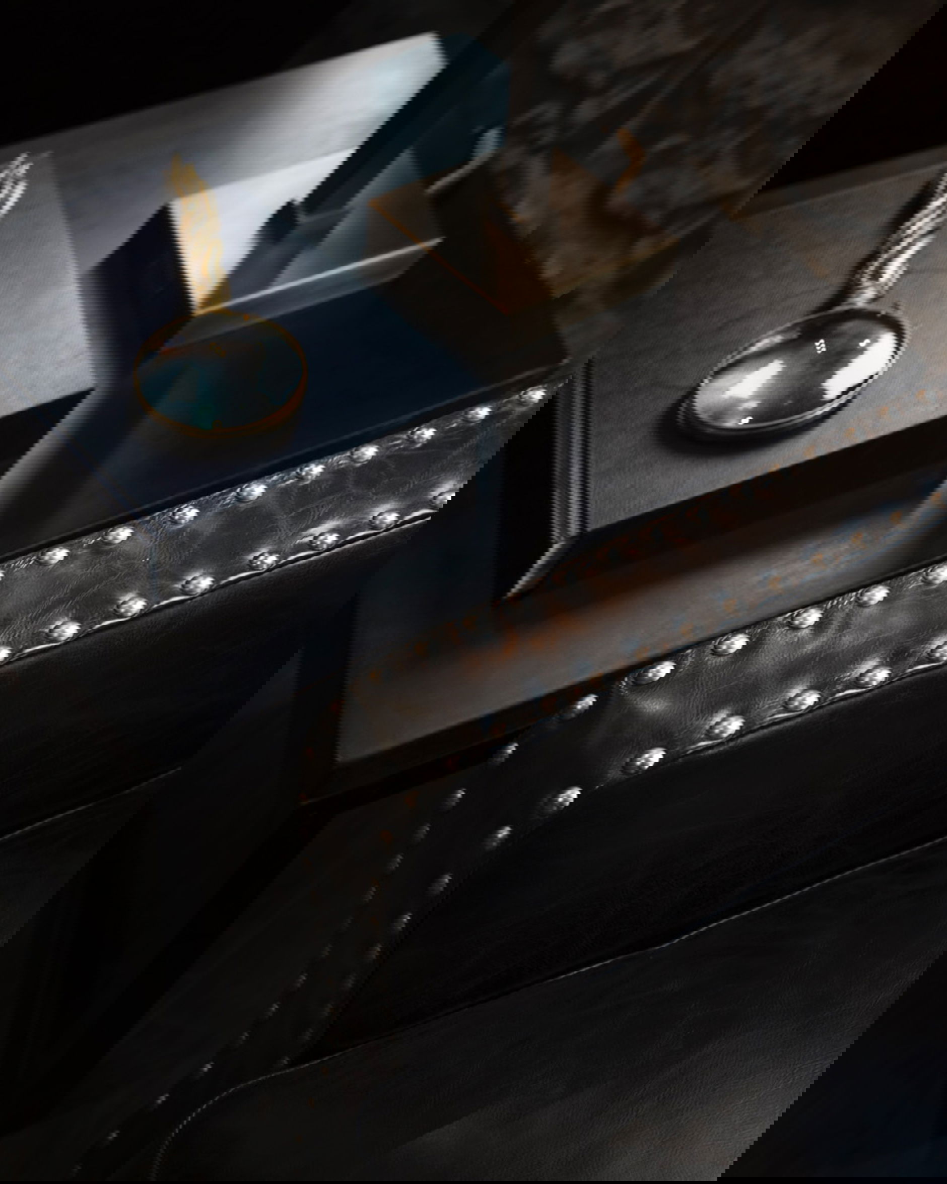 Nizam skinnfåtölj fudge