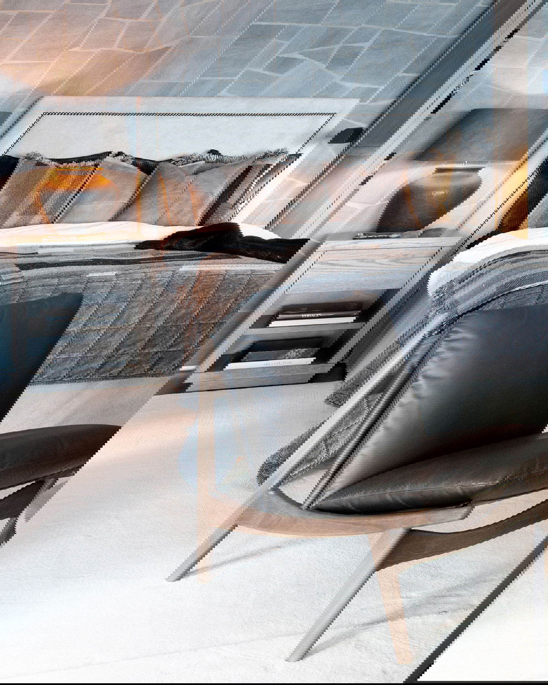 Hunter-yöpöytä, antiikkinen harmaa OUTLET