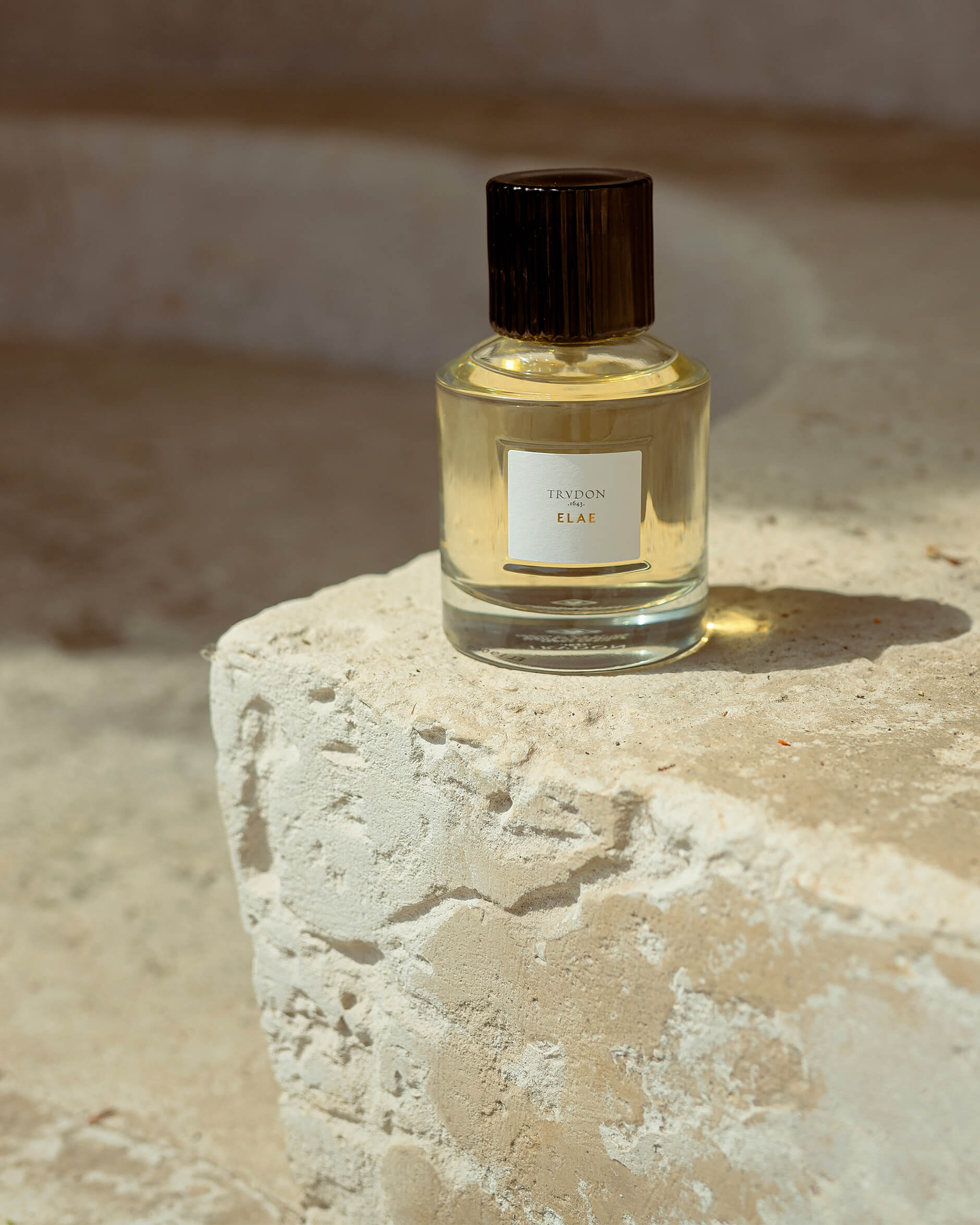 Elae Perfume - Newport