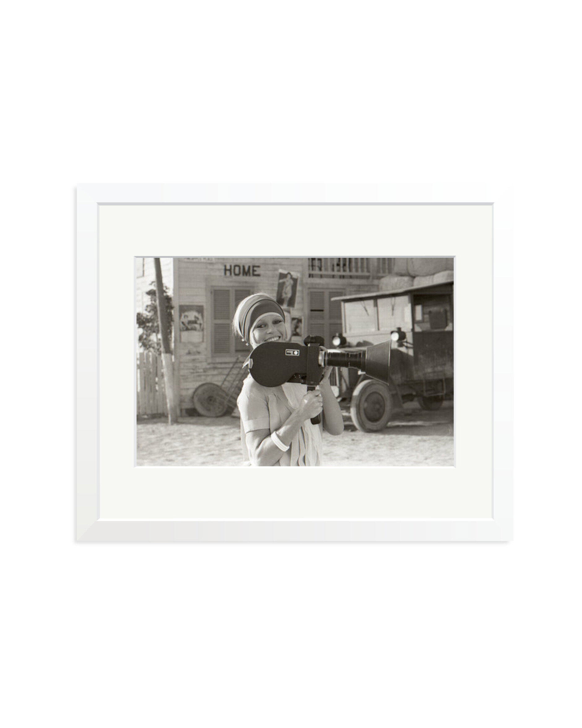 Brigitte films White / Medium