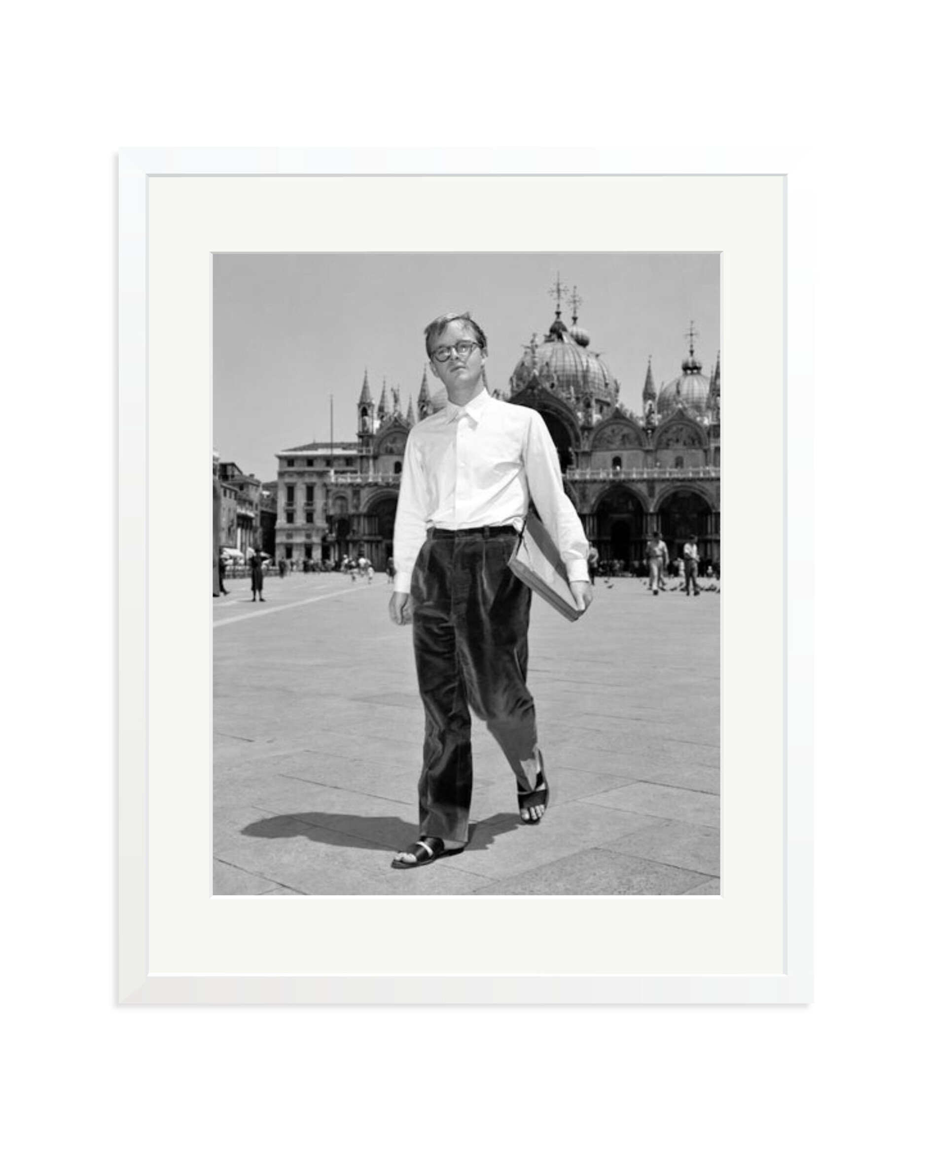 Walking in the Piazza San Marco White / XL