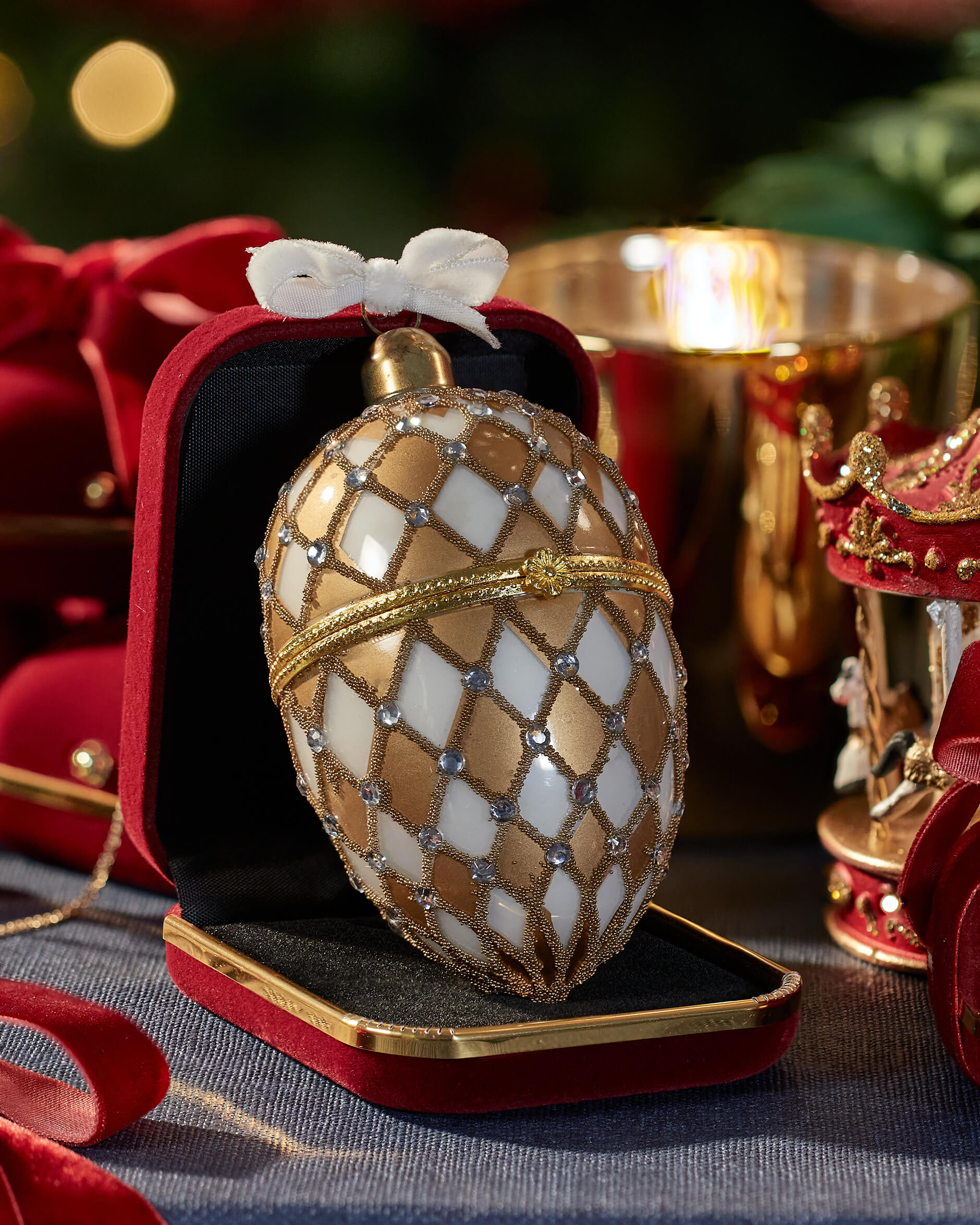 Clinton fabergéägg juldekoration vit