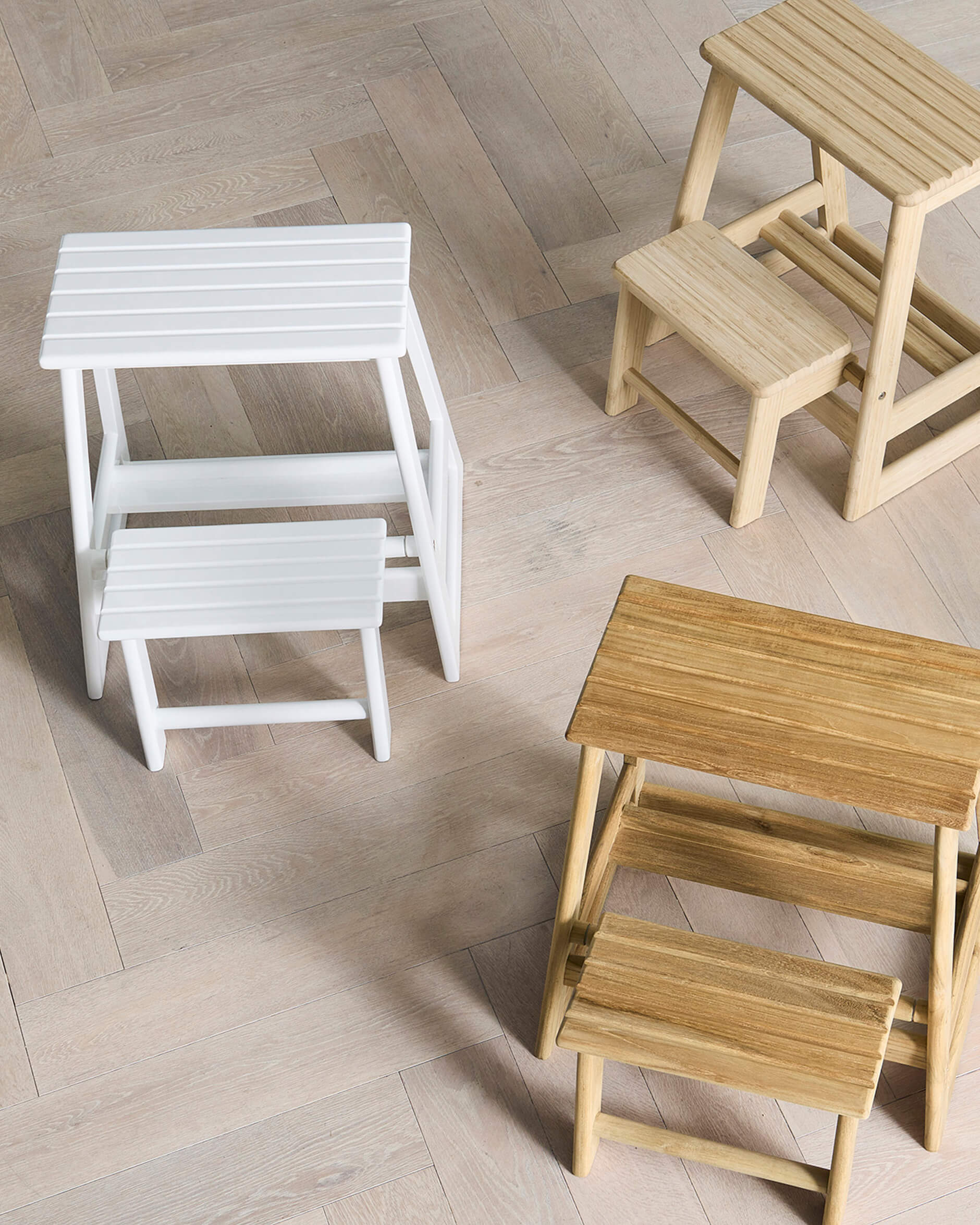 Skala Step Stool White