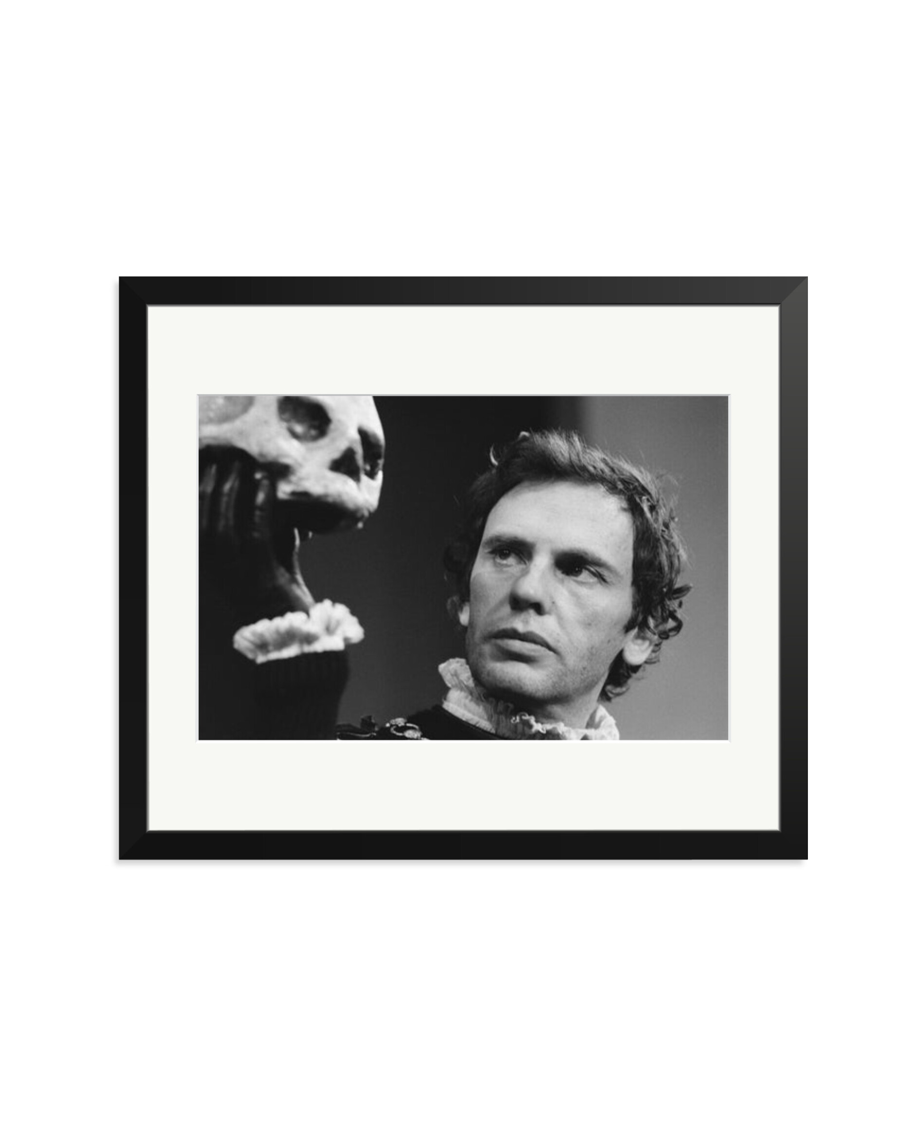 Trintignant Plays Hamlet Black / Large