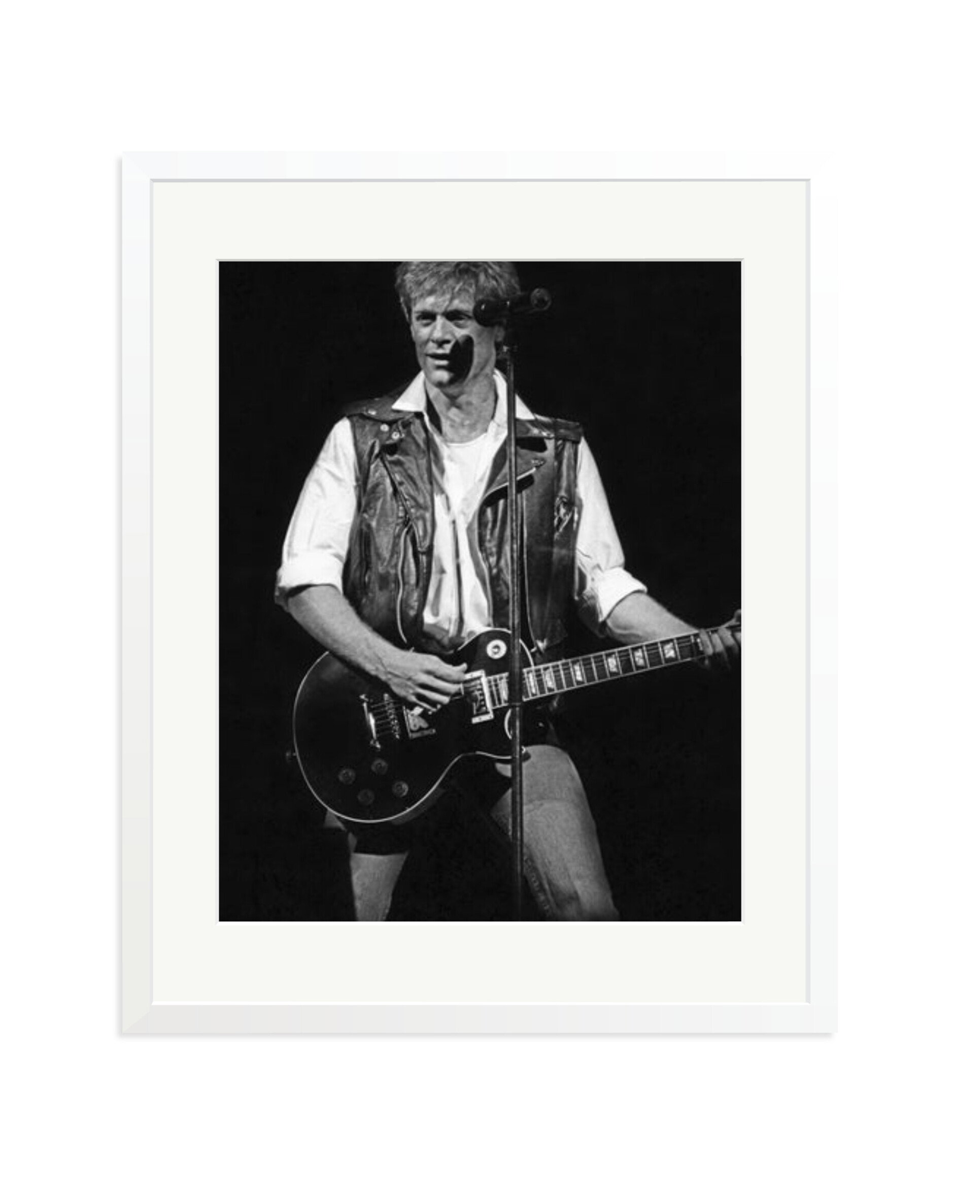 Bryan Adams in Cleveland White / XL