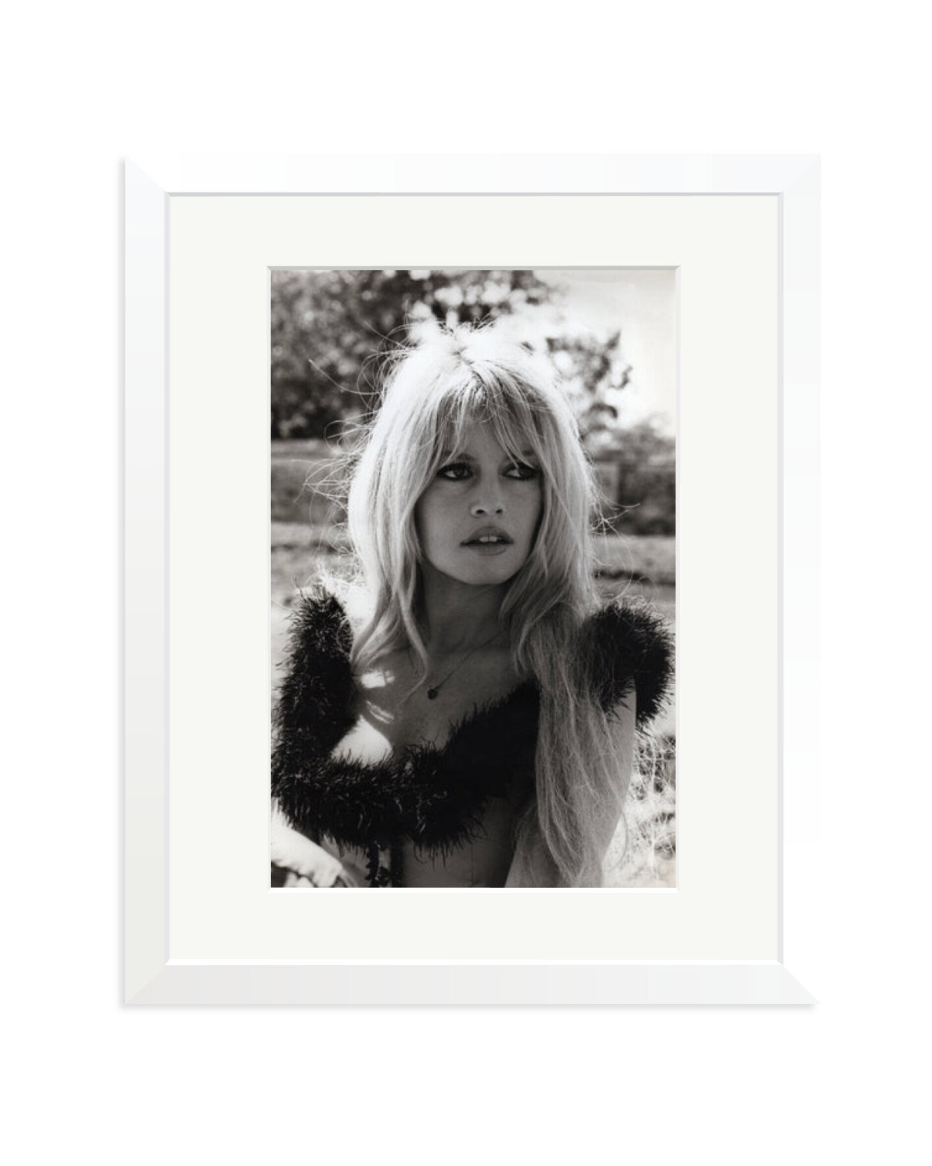 Brigitte in 'Viva Maria' White / Medium