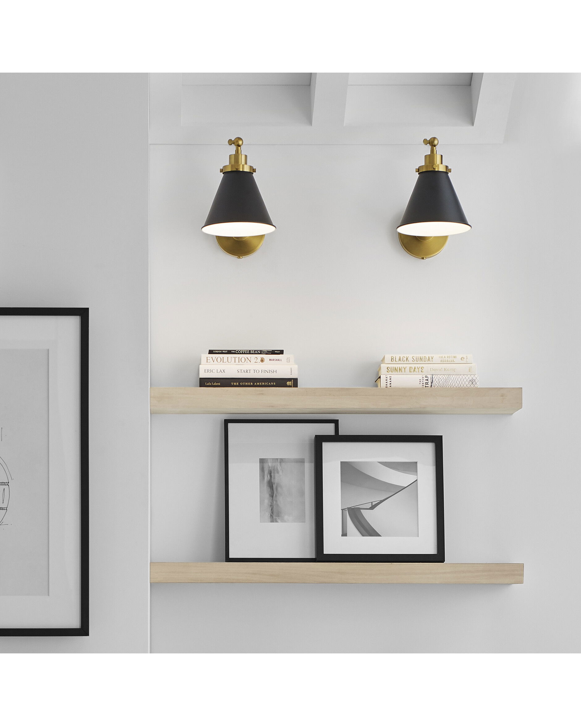 Wellfleet vägglampa svart/mässing