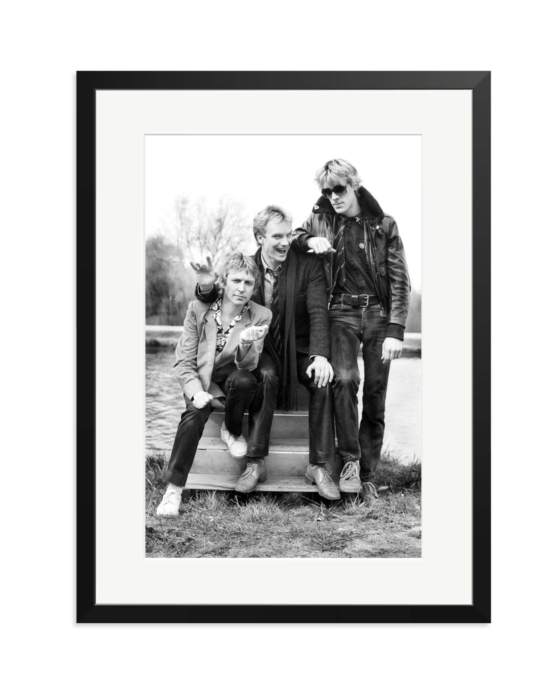 The Police in Amsterdam Black / XL