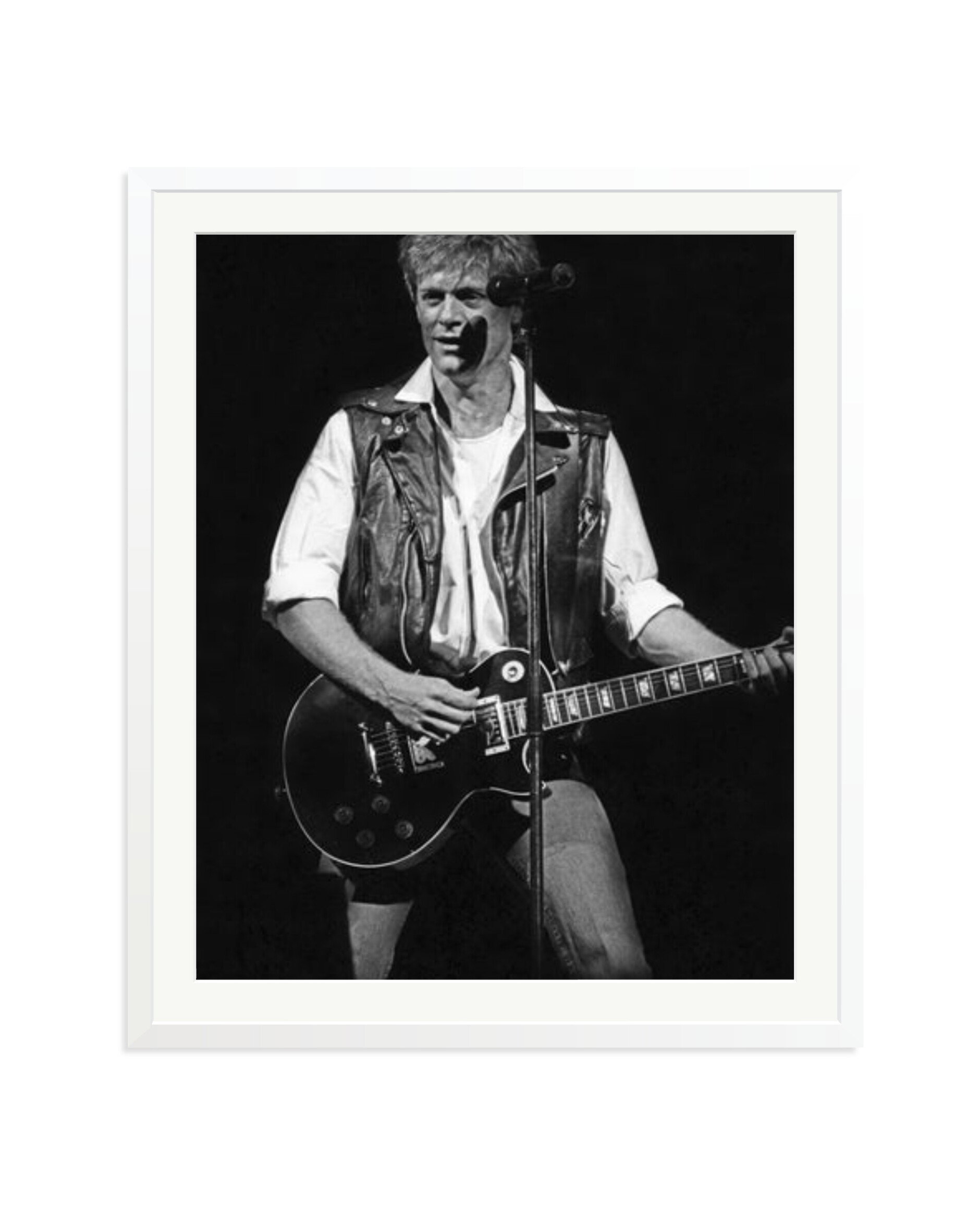 Bryan Adams in Cleveland White / XXL
