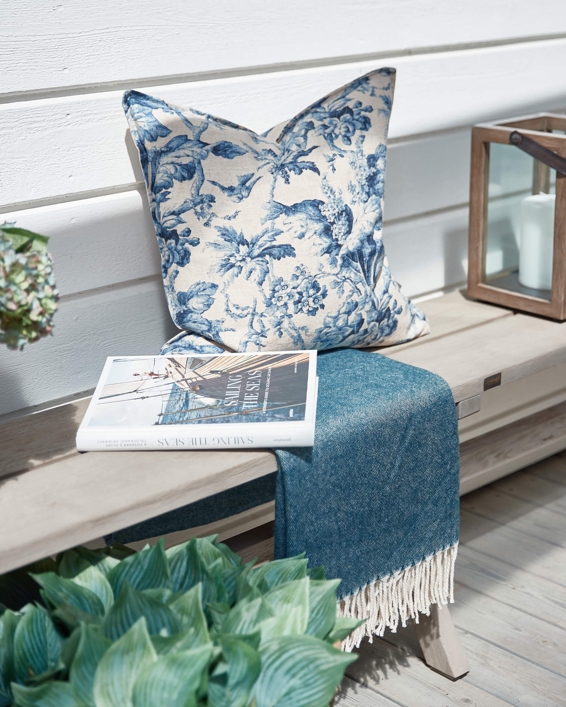 Cross Bank Charcoal 220cm