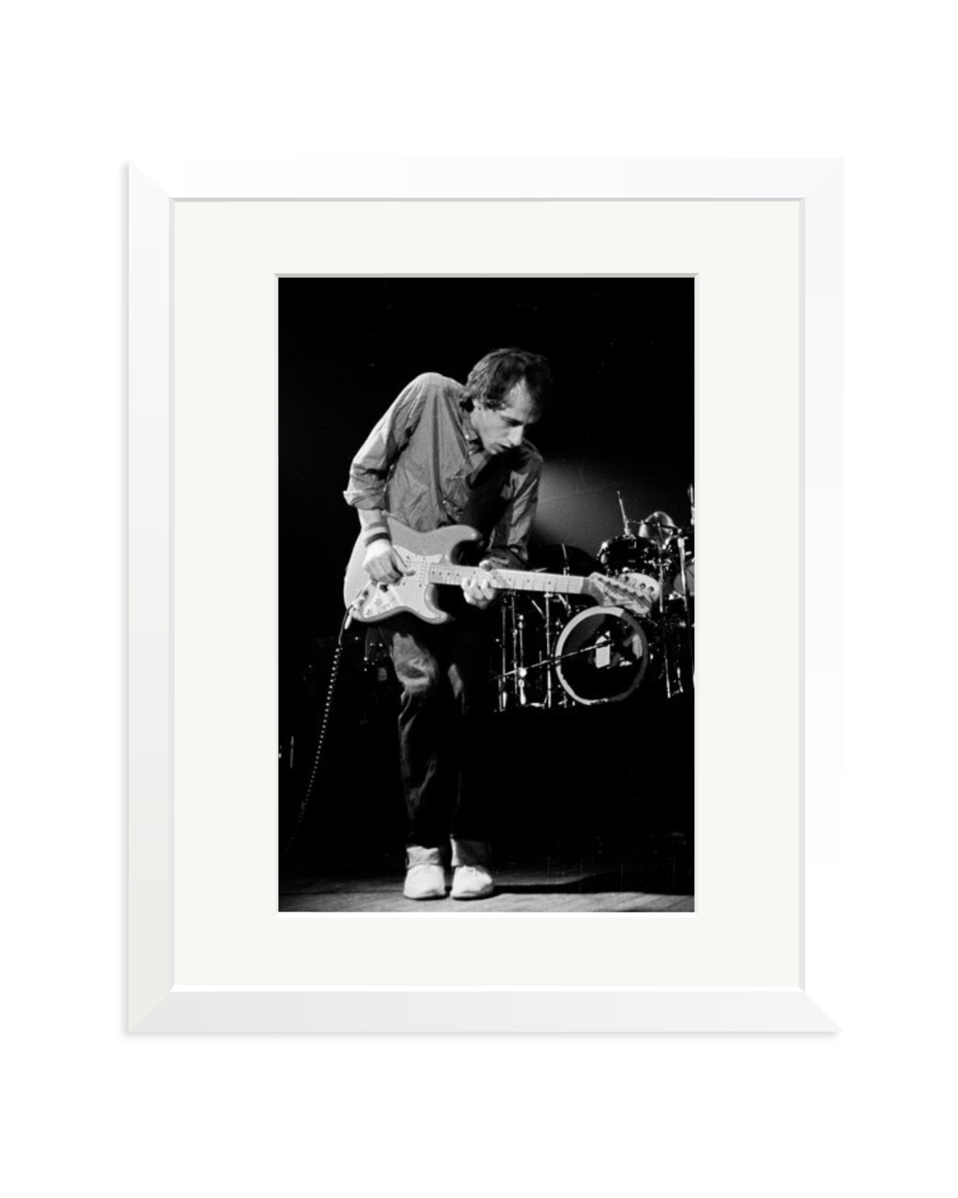Dire Straits White / Medium