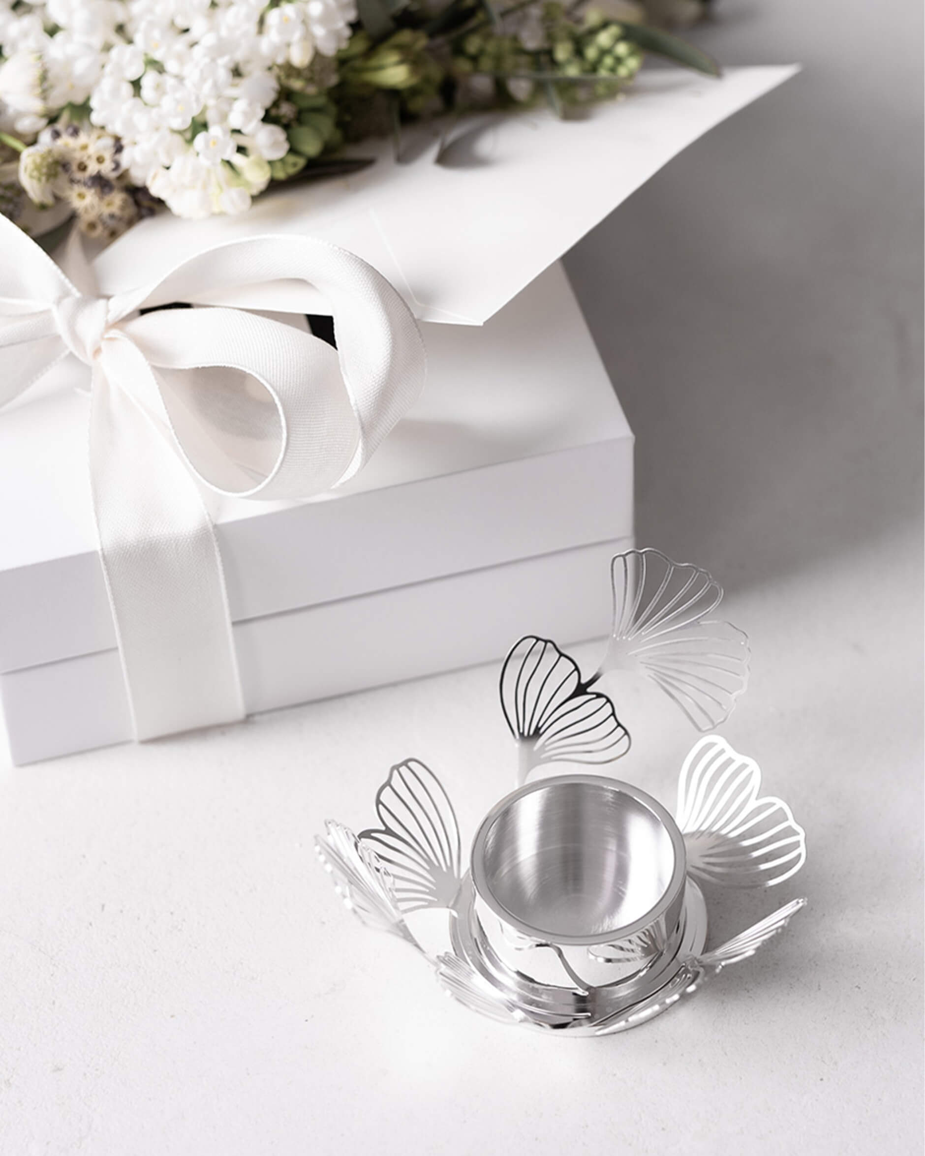 FLWR ljushållare silver