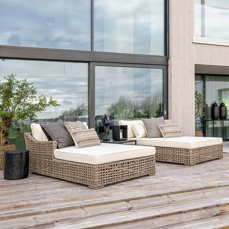 Tuinmeubilair