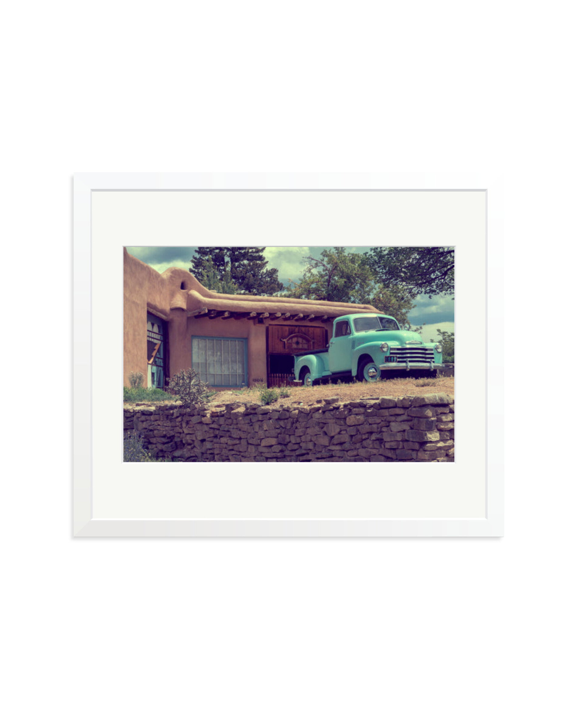 The Chevrolet White / Large