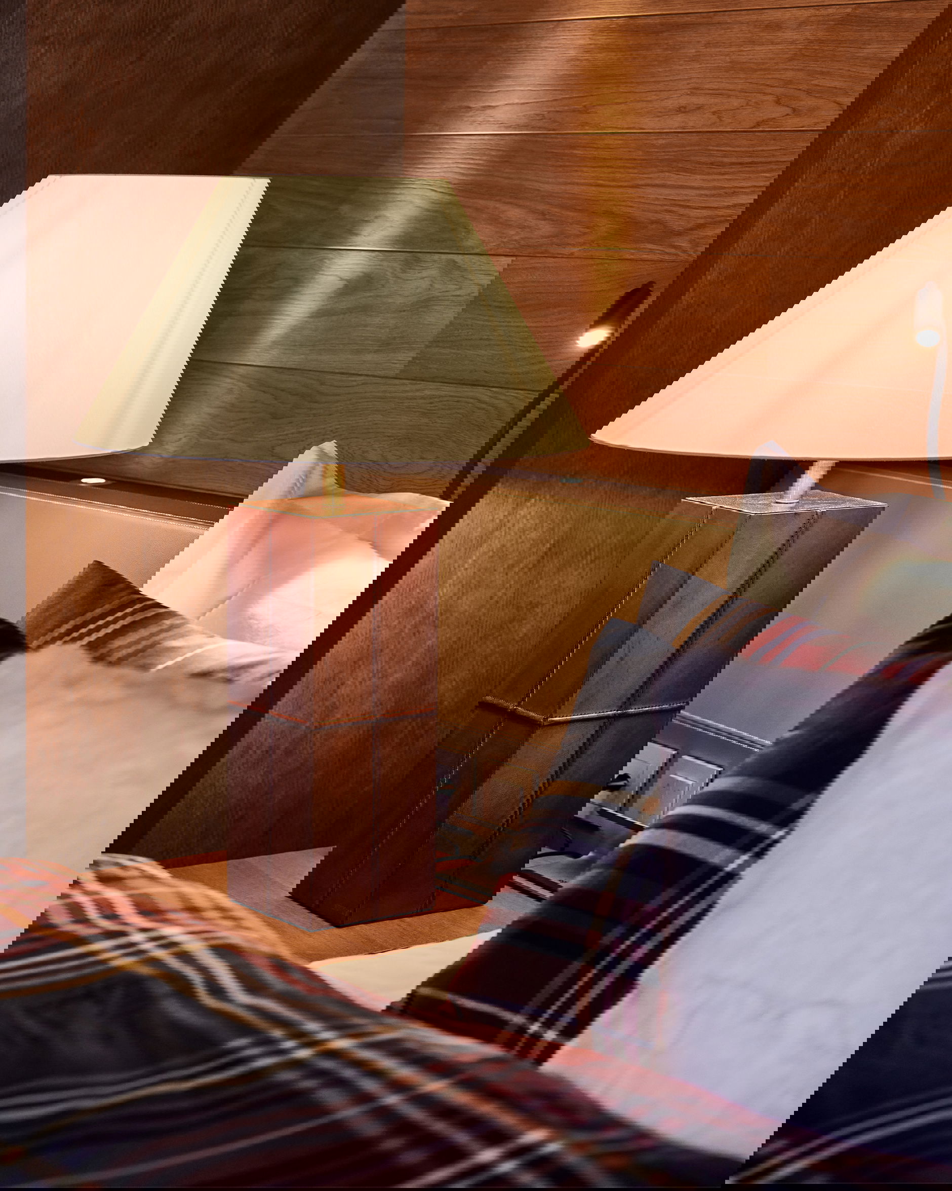 Kensington bordslampa läder kvadrat