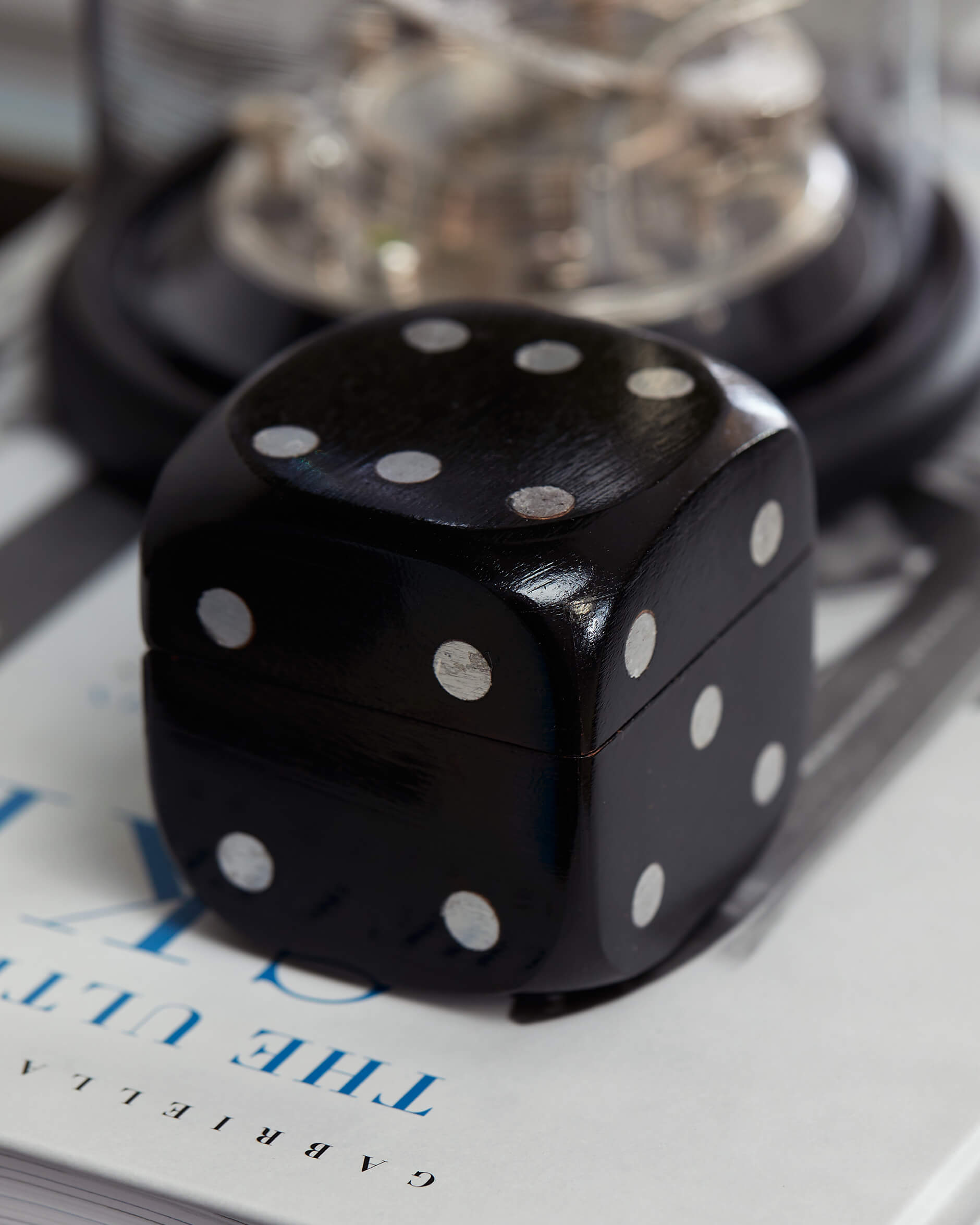 Tärning spel svart/silver