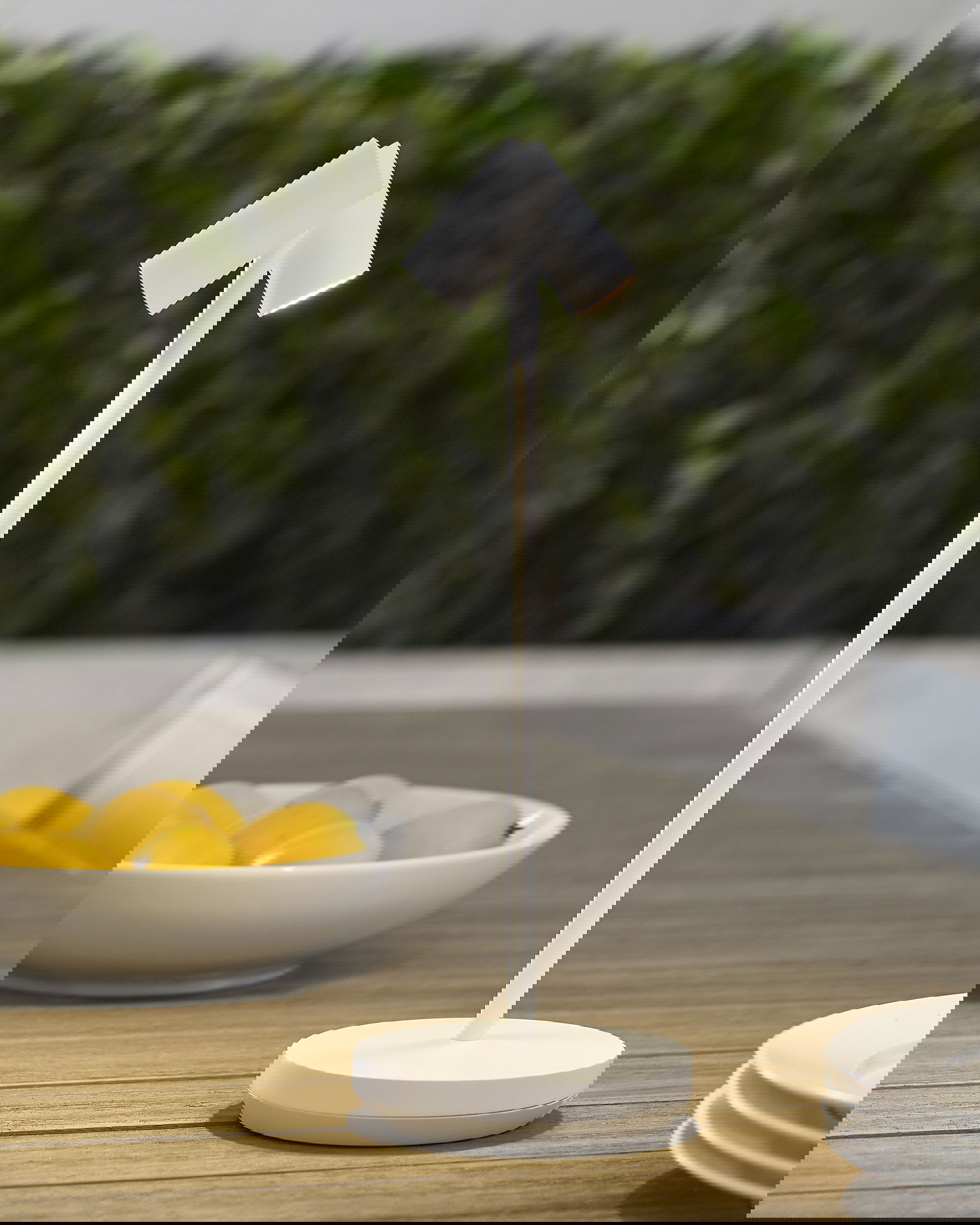 Doppia bordslampa uppladdningsbar vit