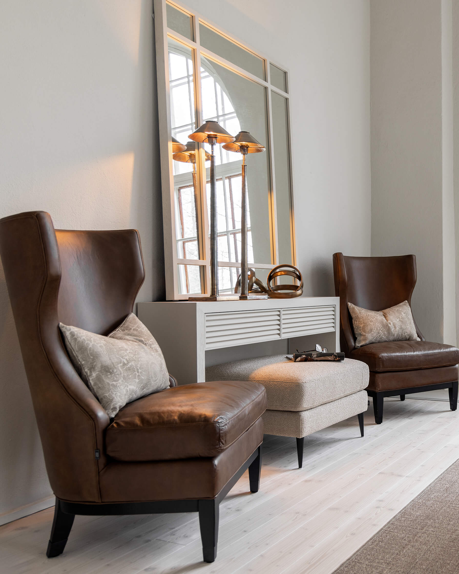 Andorra Ottoman Rhyme Beige