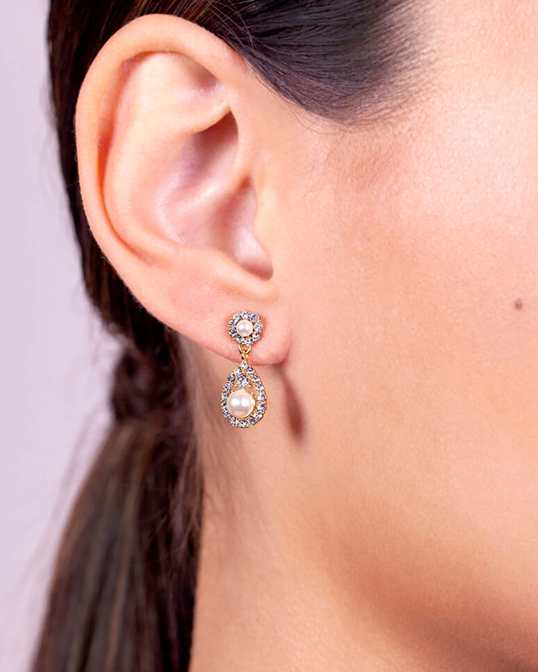 Petite Sofia pearl örhängen crystal