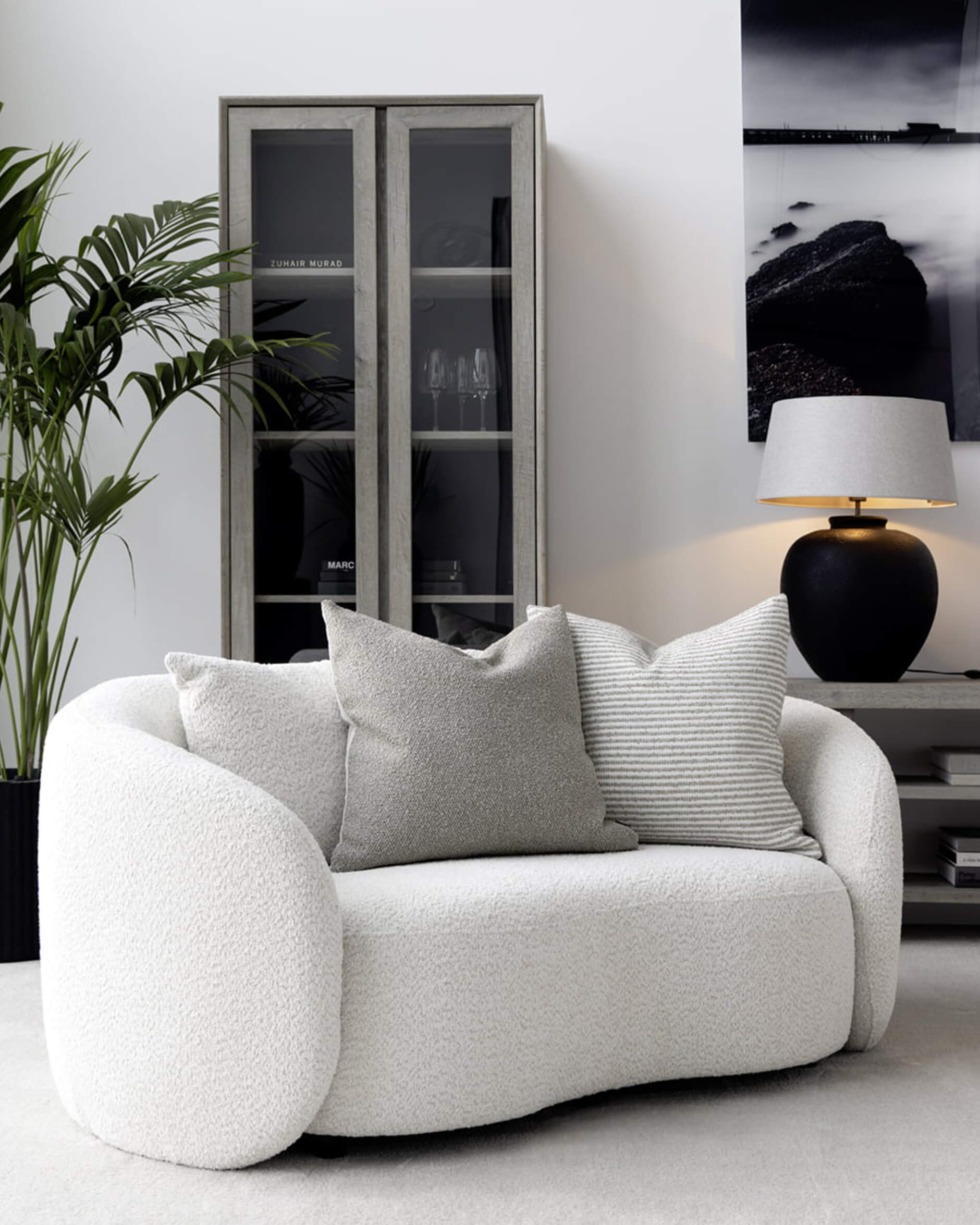 Dome loveseat story cream