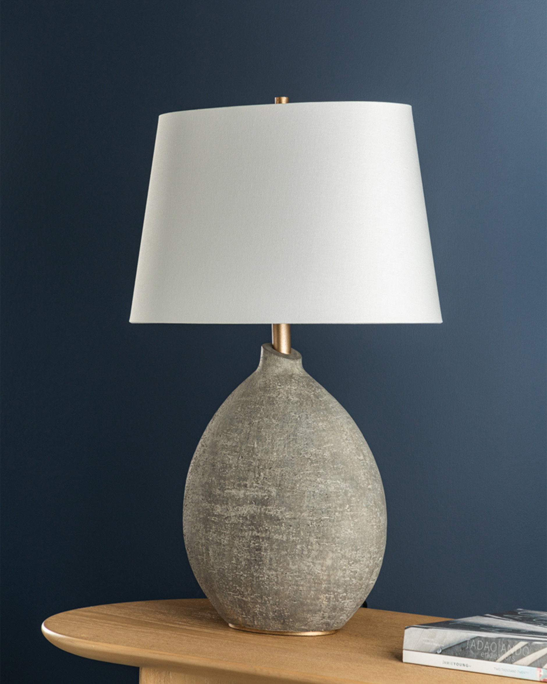 Denali bordslampa grå