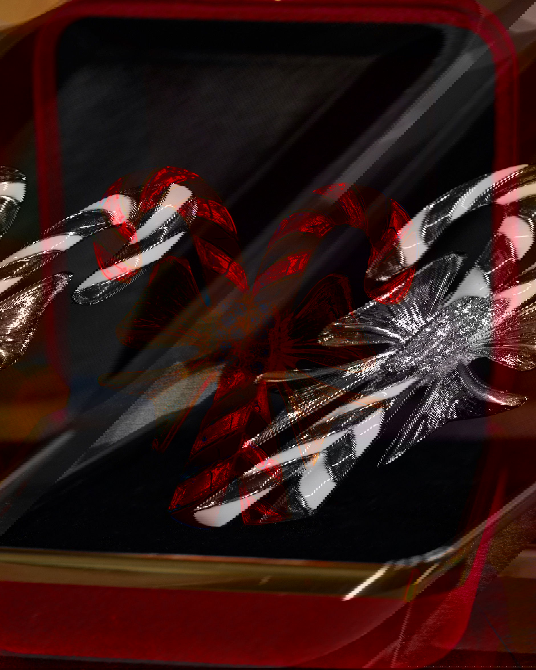 Julius polkakäpp brosch röd/vit