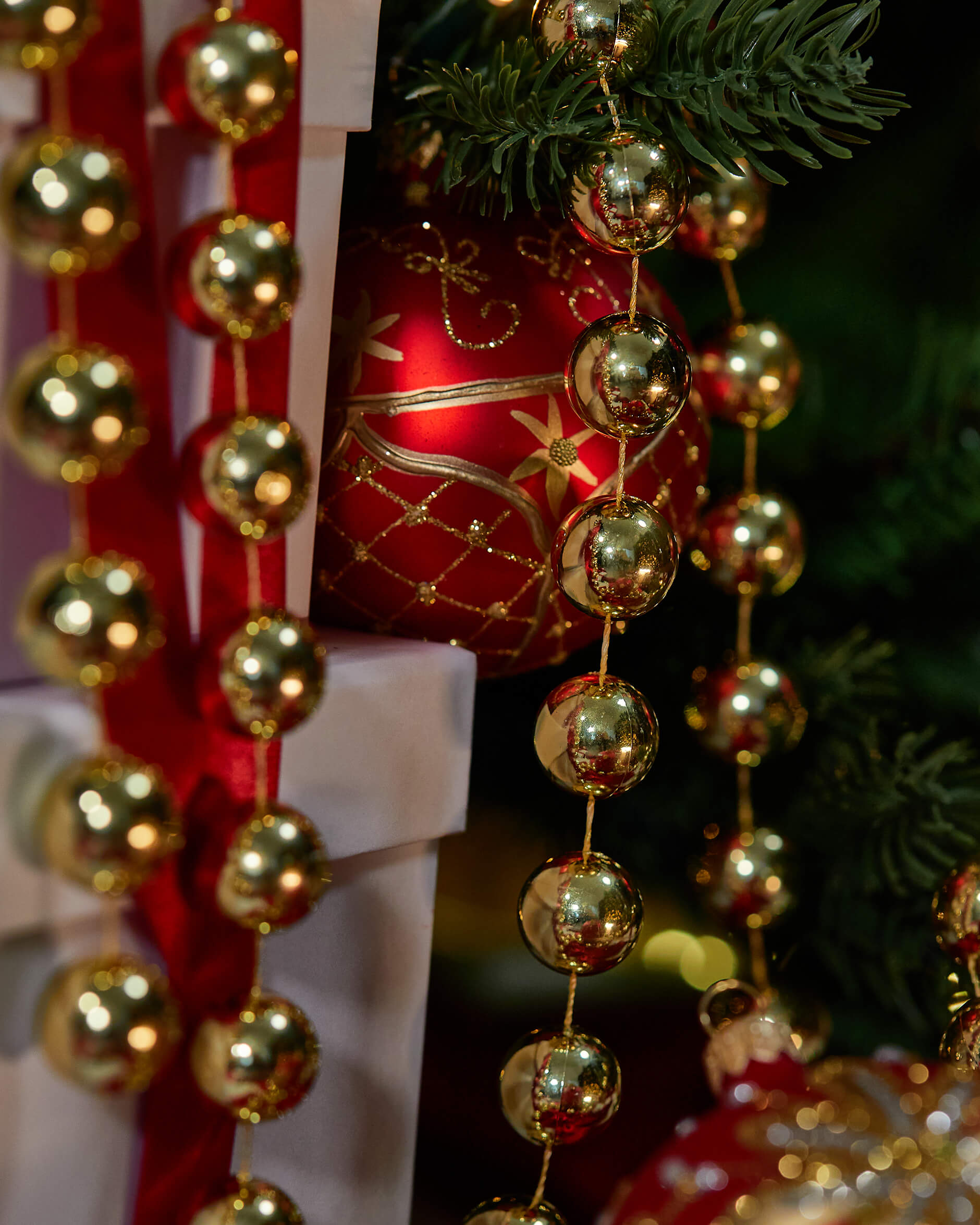 Pärlgirlang guld 270cm