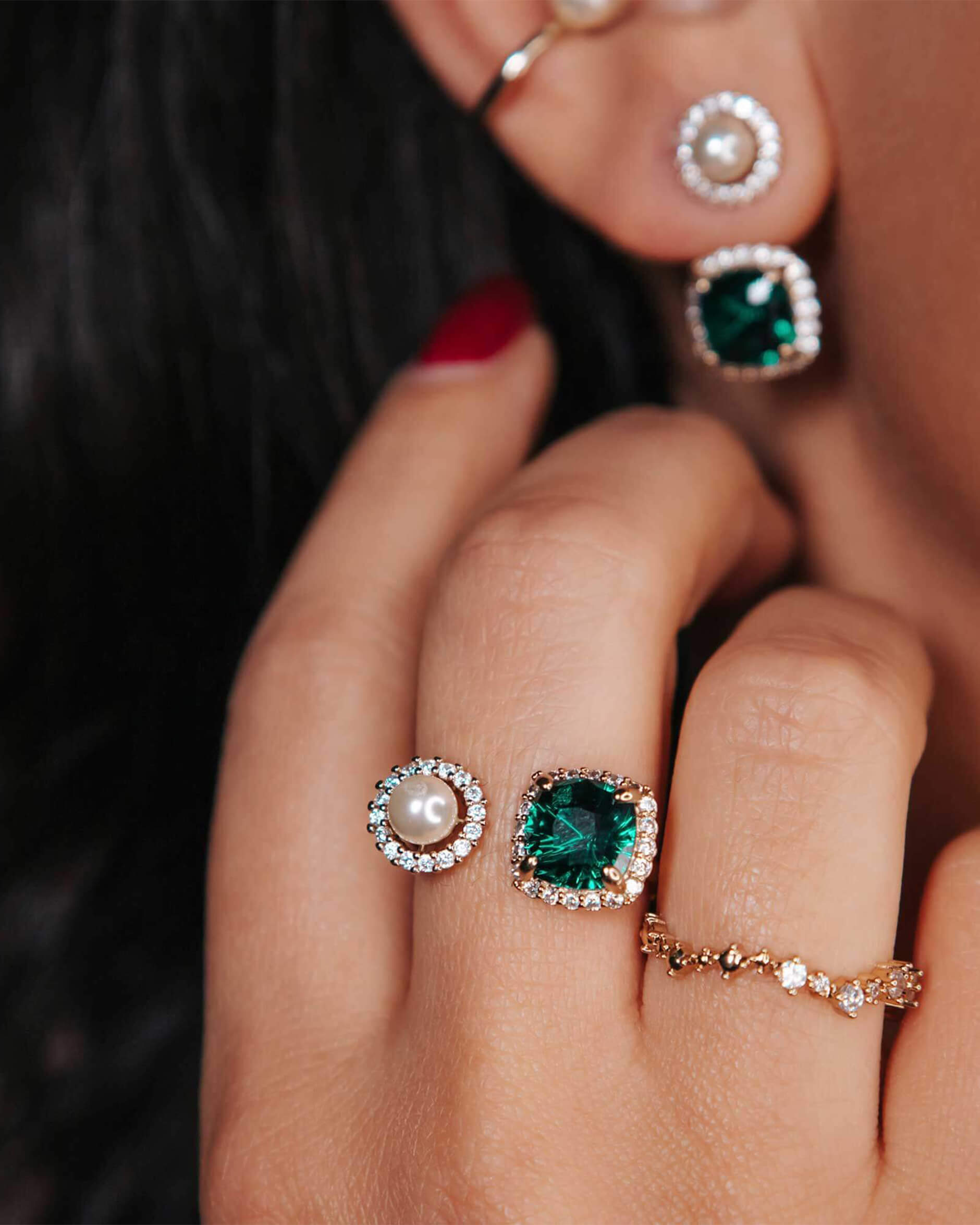 Colette sormus emerald square