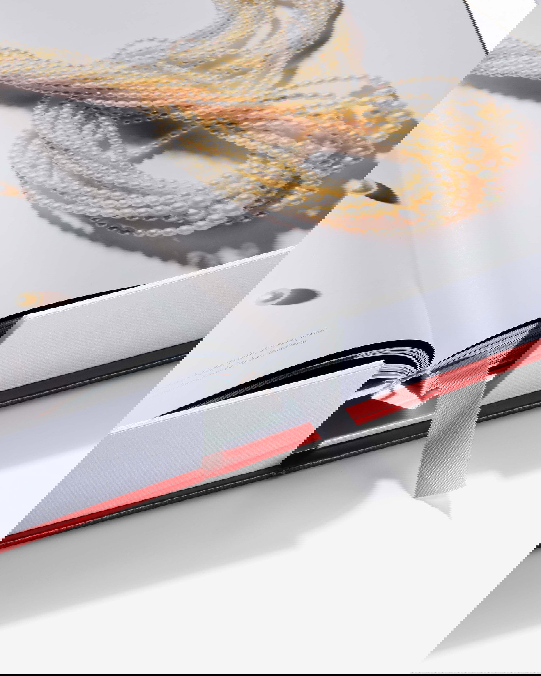 Bahrain Pearls: Treasures from the Land of Two Seas (Ultimate Collection)