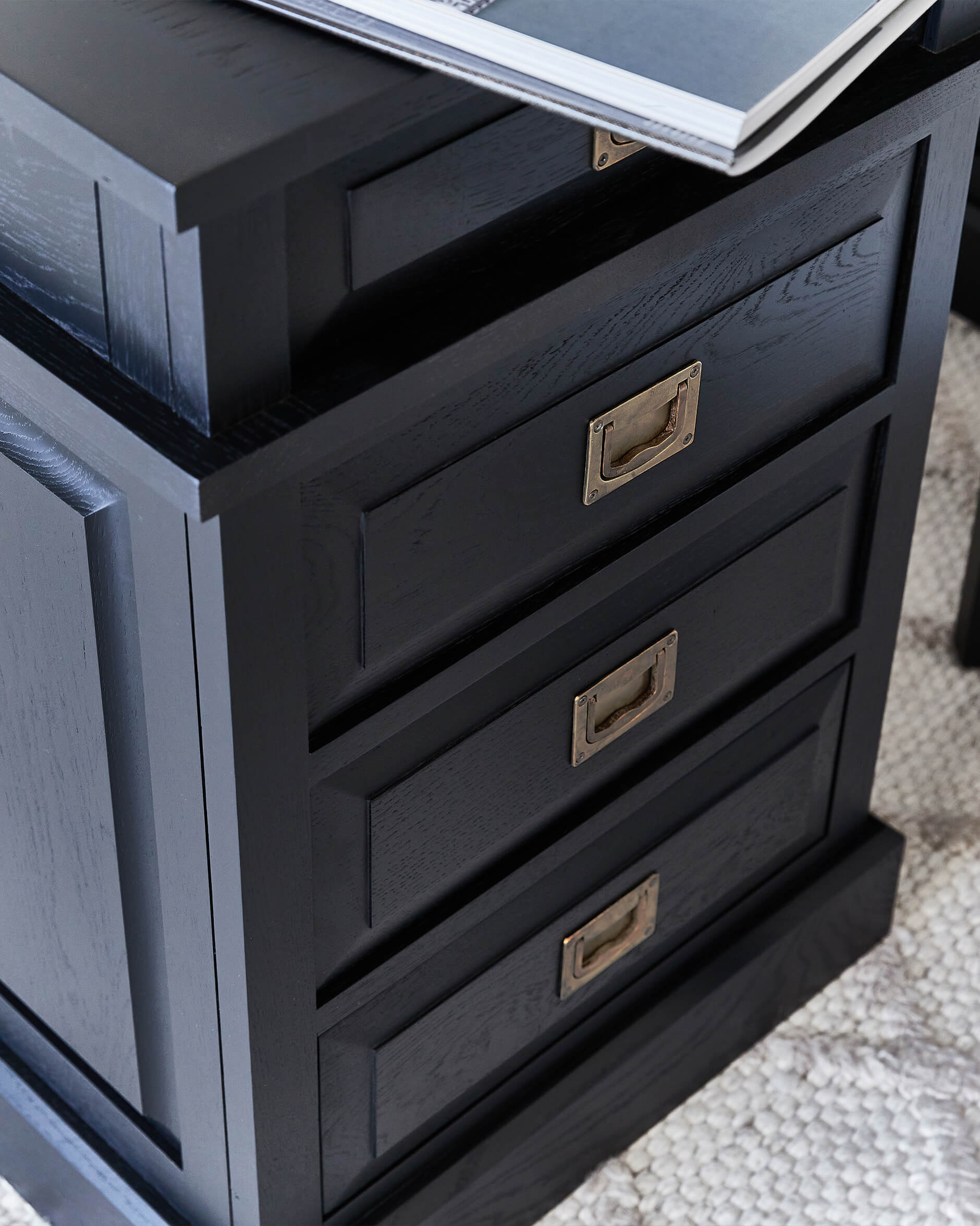 Wall Street skrivbord iconic black