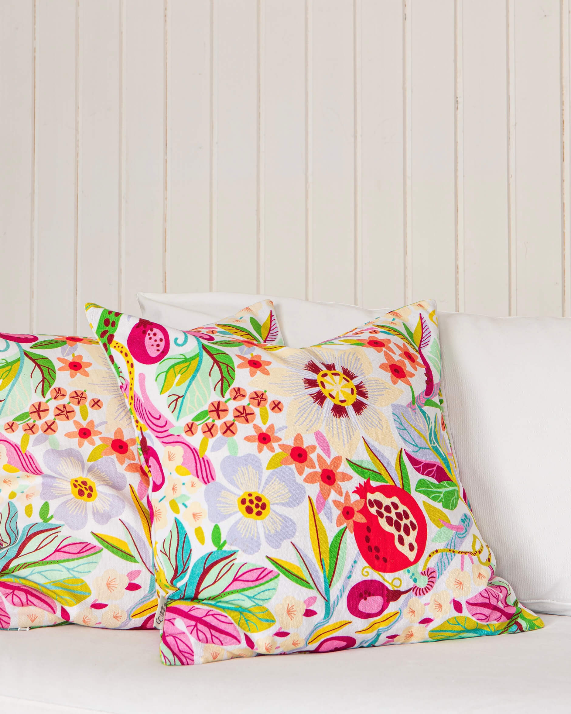 Pomegranate-tyynynpäällinen valkoinen OUTLET