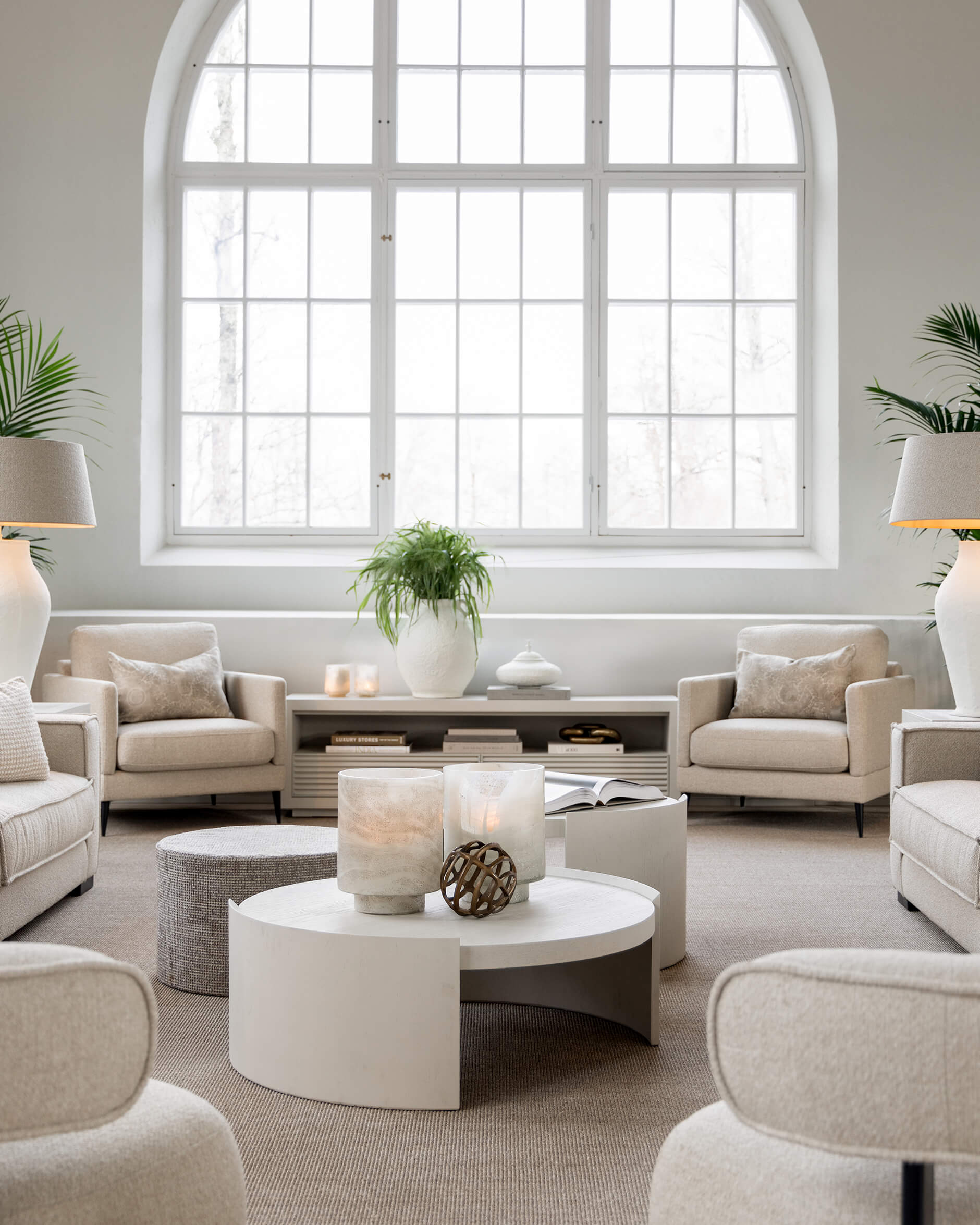 Hayden mediabänk ivory mist