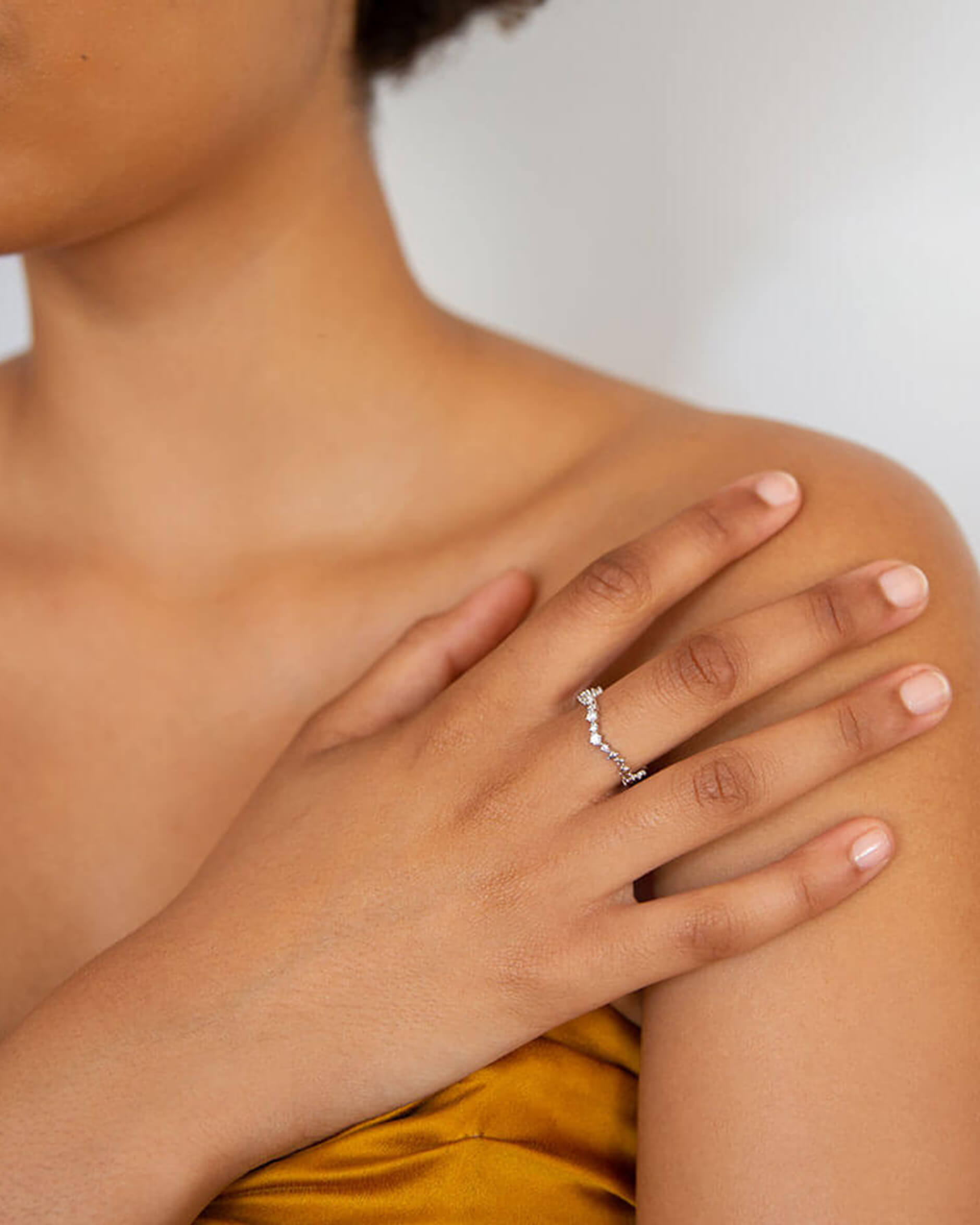 Petite Capella ring crystal