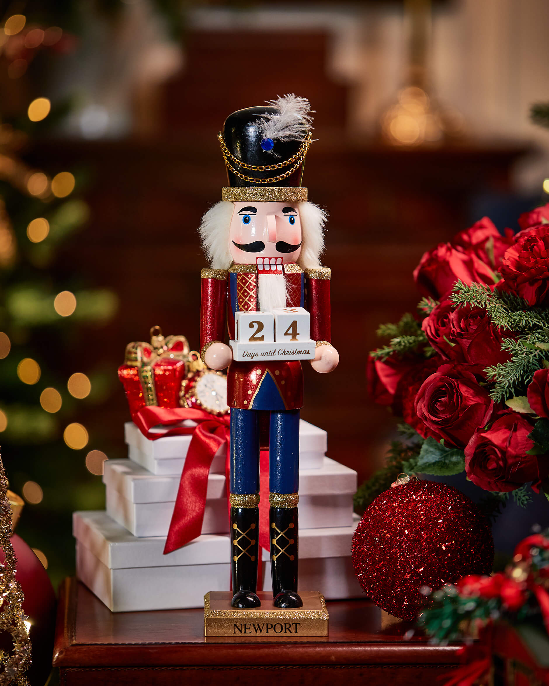 Pähkinänsärkijä-kalenterikuutiot, punainen/sininen