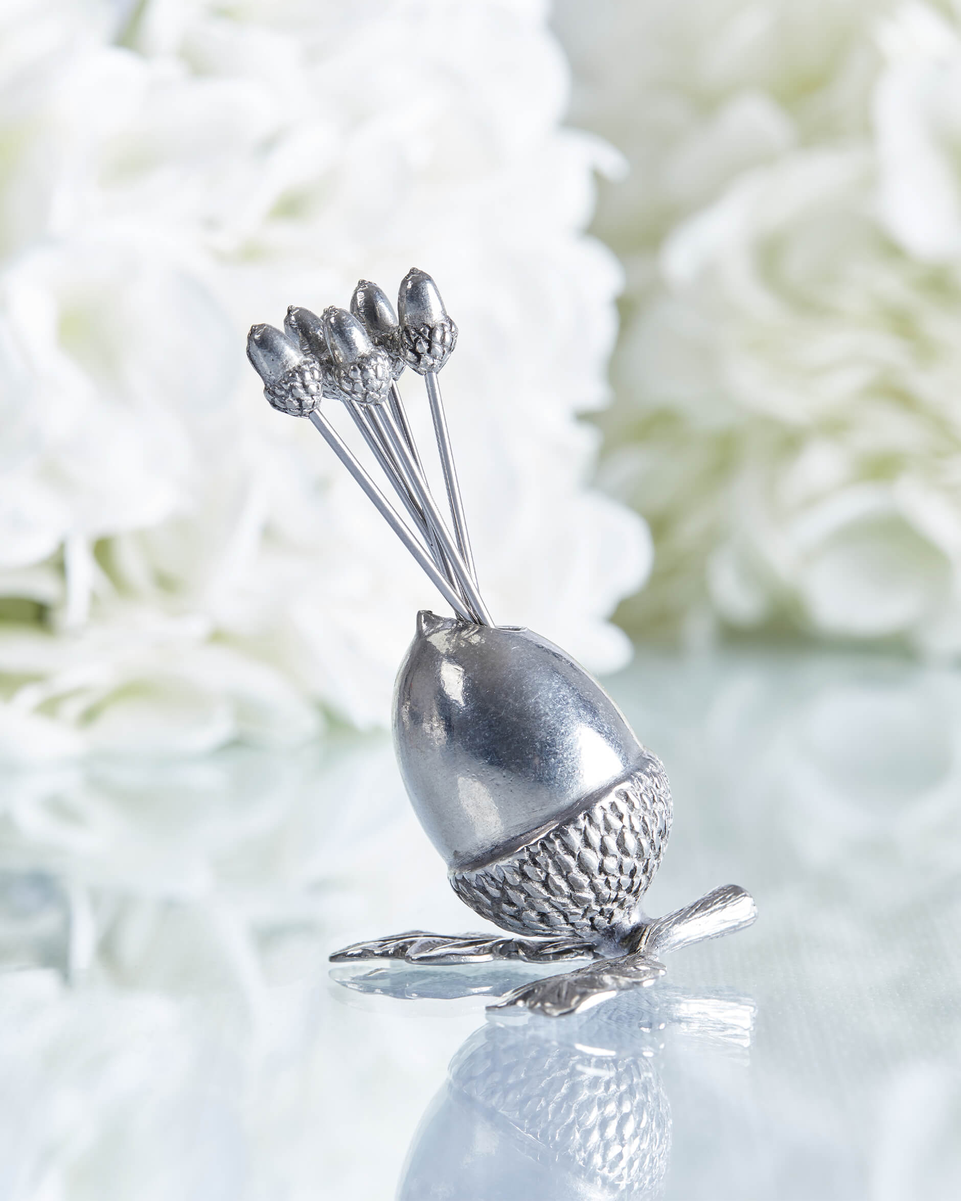 Cocktailpinner Eikenøtt Tinn