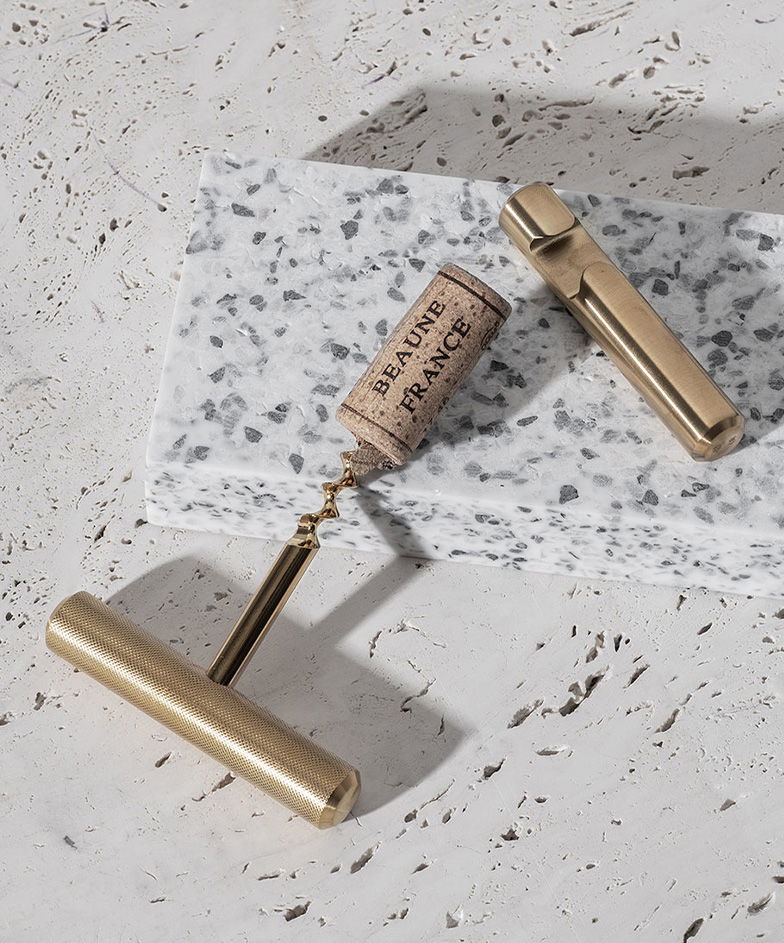 Alternativ bild 1 för Skultuna - Wine & Bottle Öppnare Set Mässing