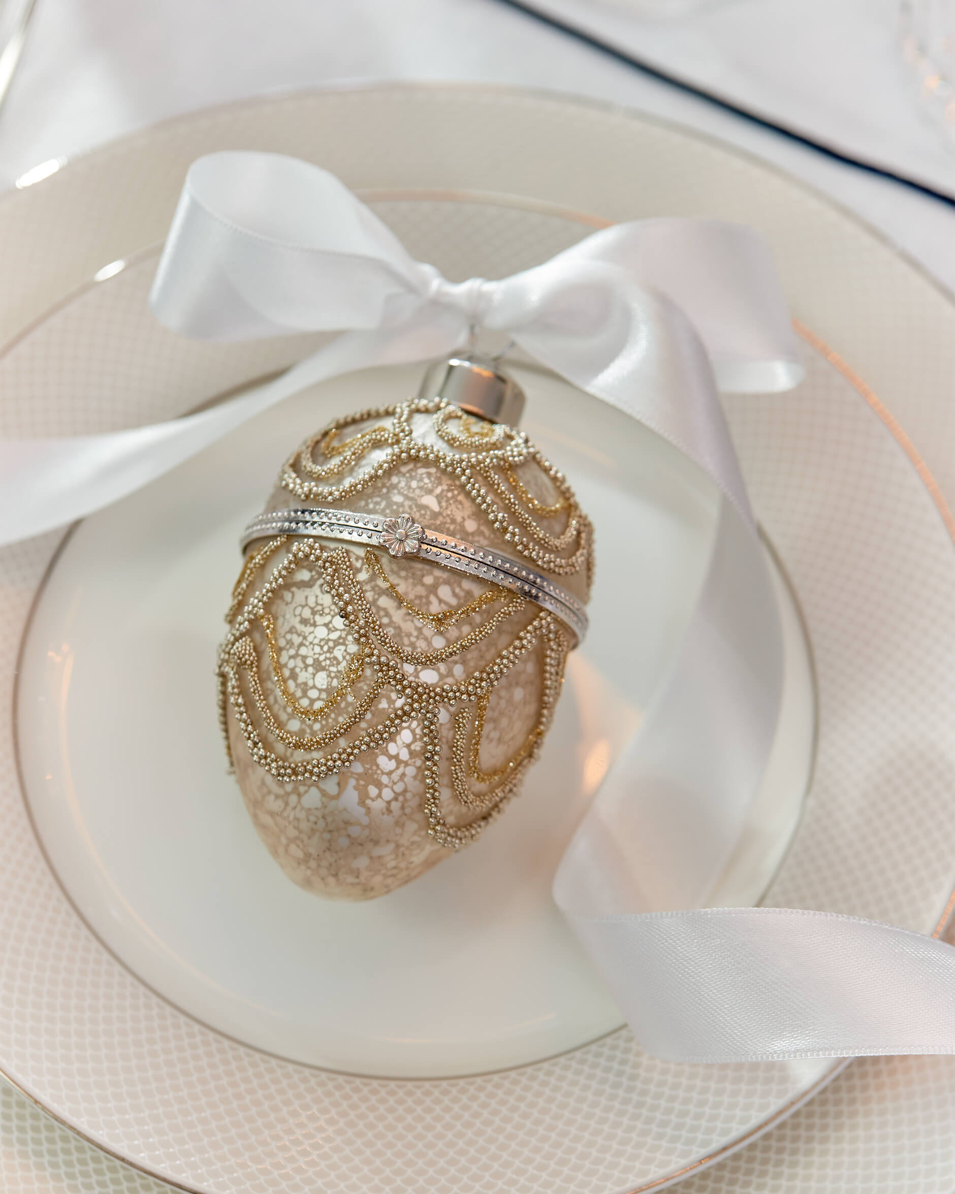 Emma glazen ei, kan open champagne