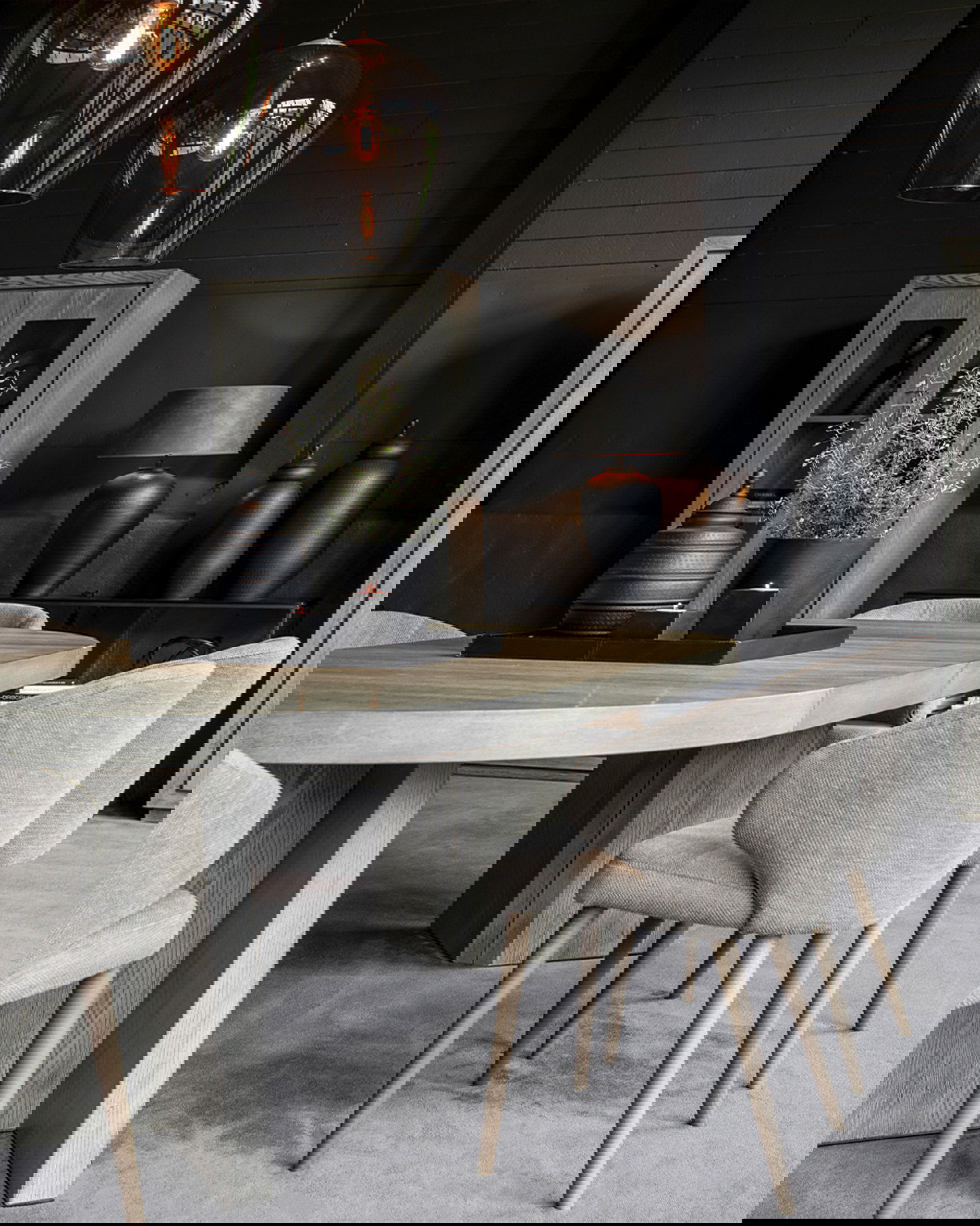 La Nou matstol quiet liver