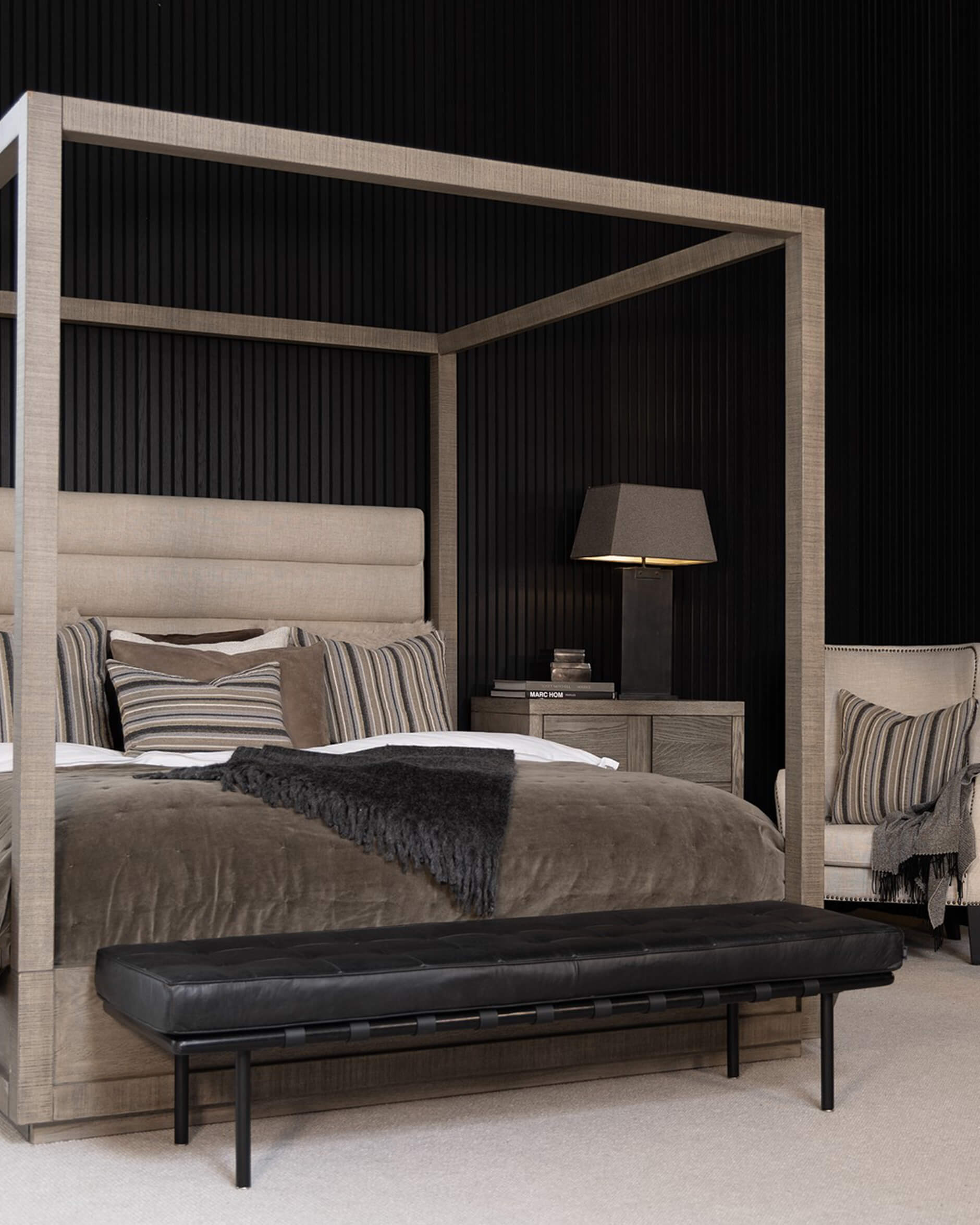 Princetown skinnbänk svart