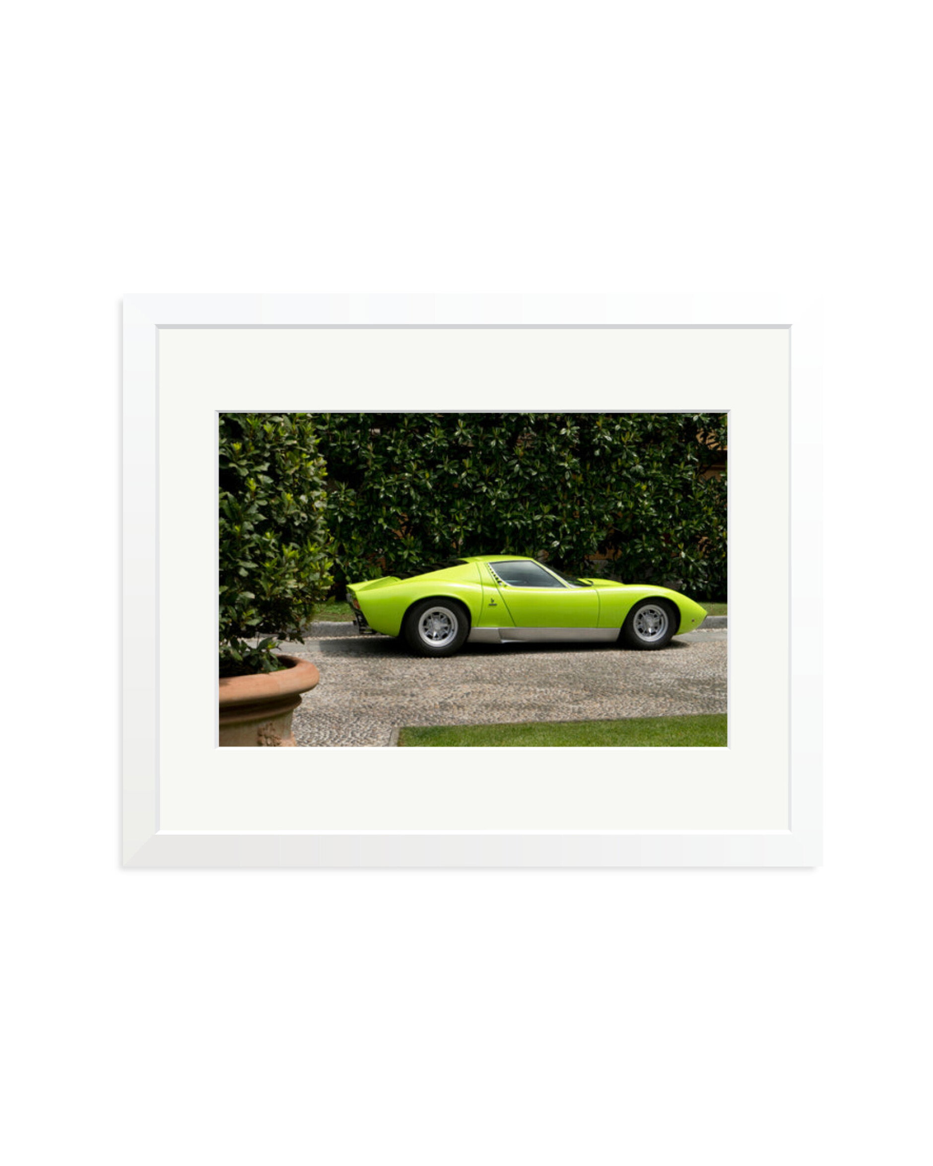 Lamborghini Miura SV White / Medium