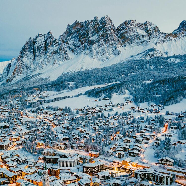 Cortina Travel Guide